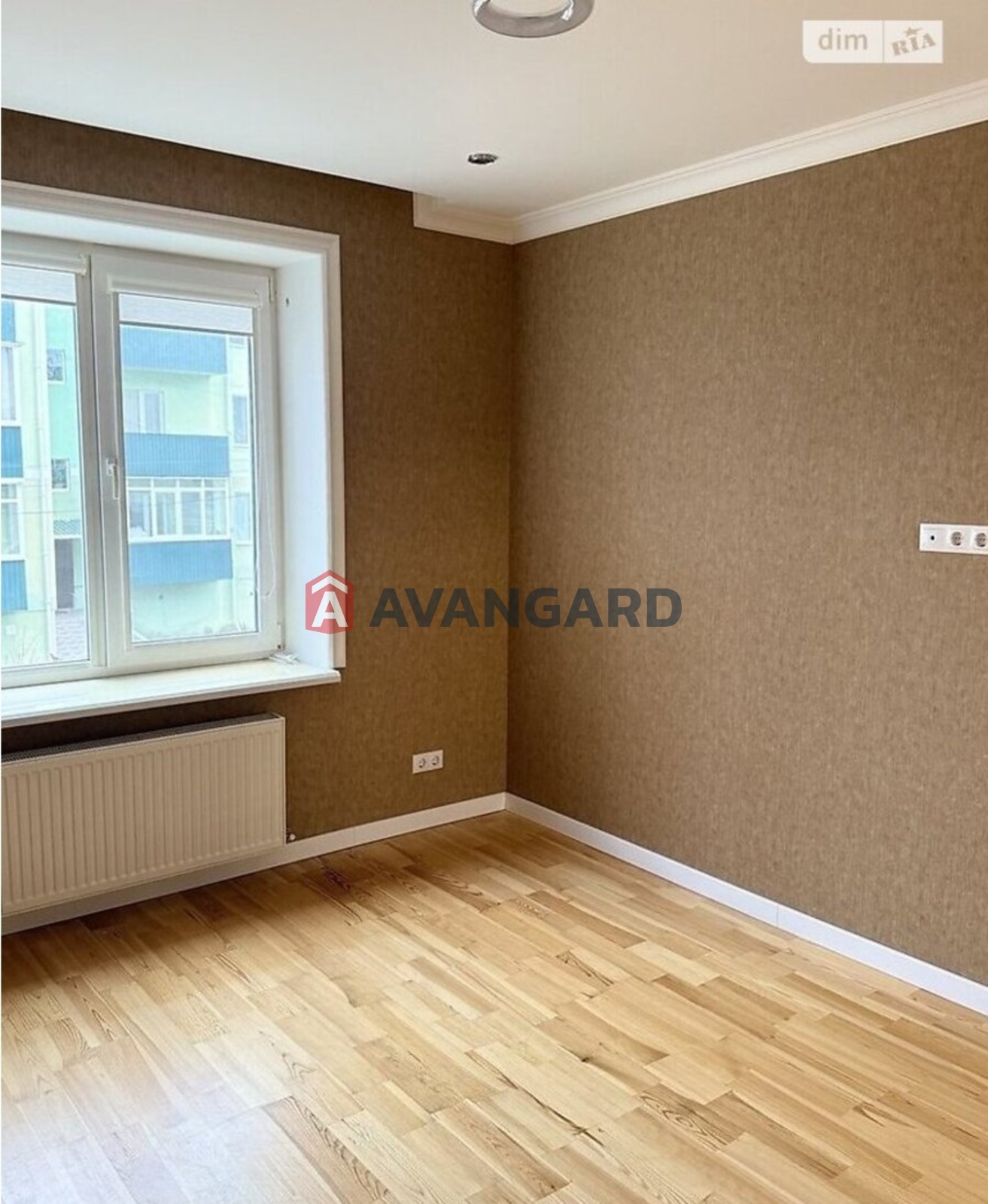 1 ��. ��������, 76/-/34 ��. �., 2/4 ������ ���� 3