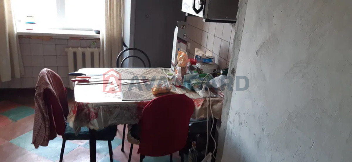 3 ��. ��������, 75/-/18 ��. �., 7/9 ������ ���� 4