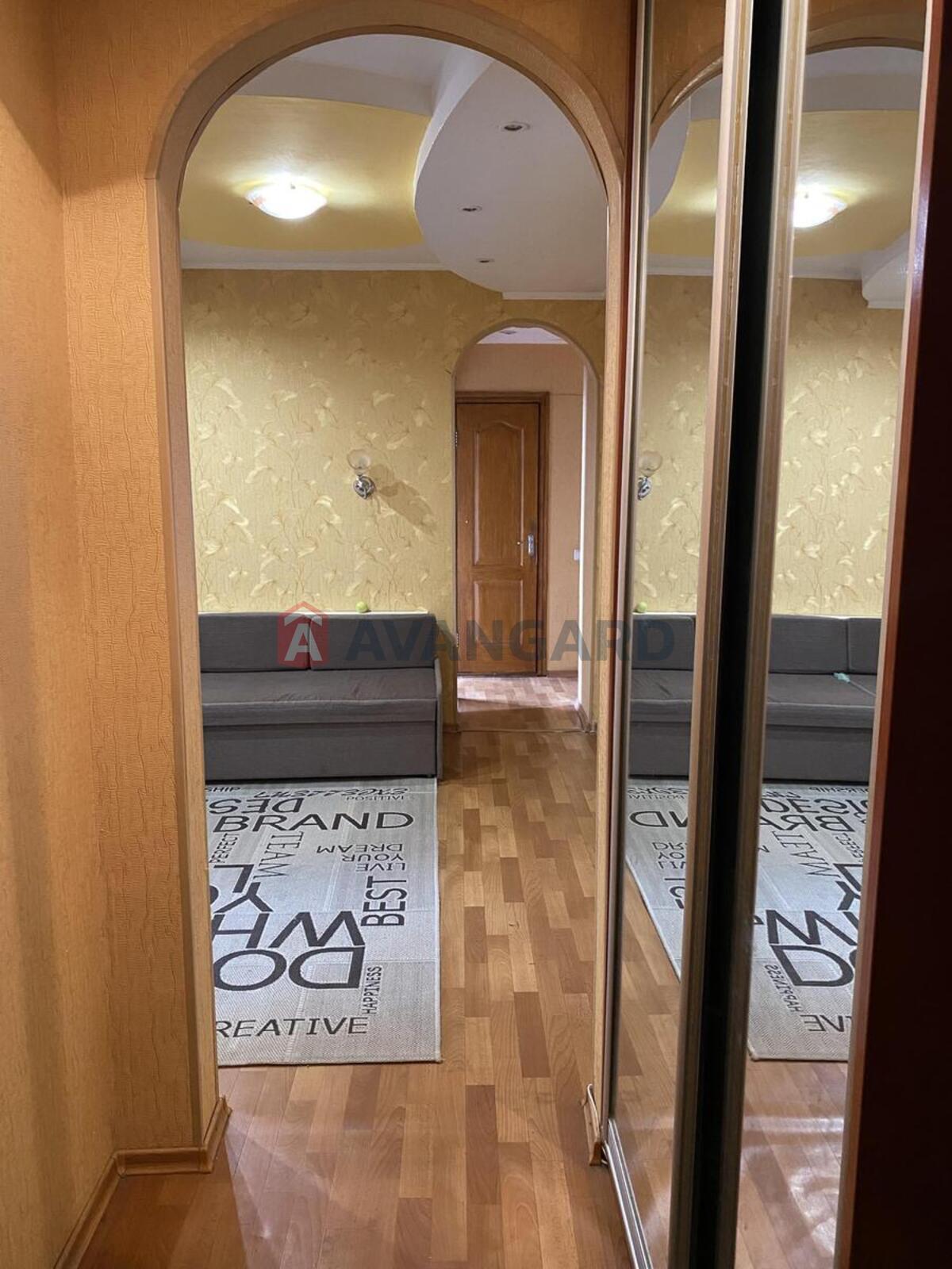 3 ��. ��������, 74/43/8 ��. �., 4/16 ������ ���� 2