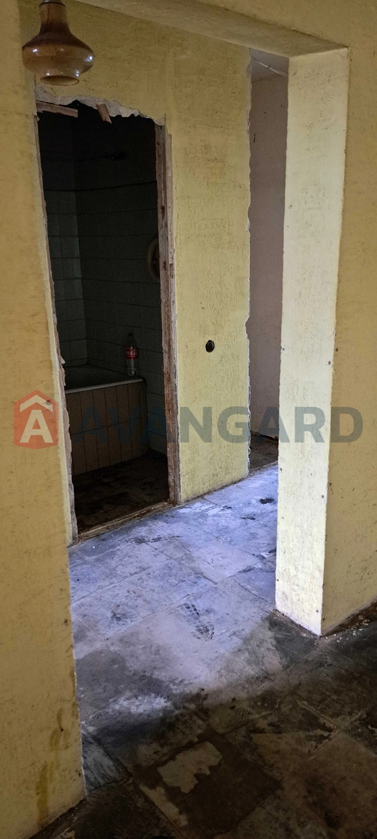 3 . , 68.5/-/9 . ., 5/9   2