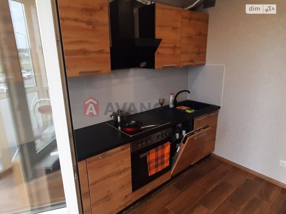 1 ��. ��������, 37/26/8 ��. �., 2/14 ������ ���� 23