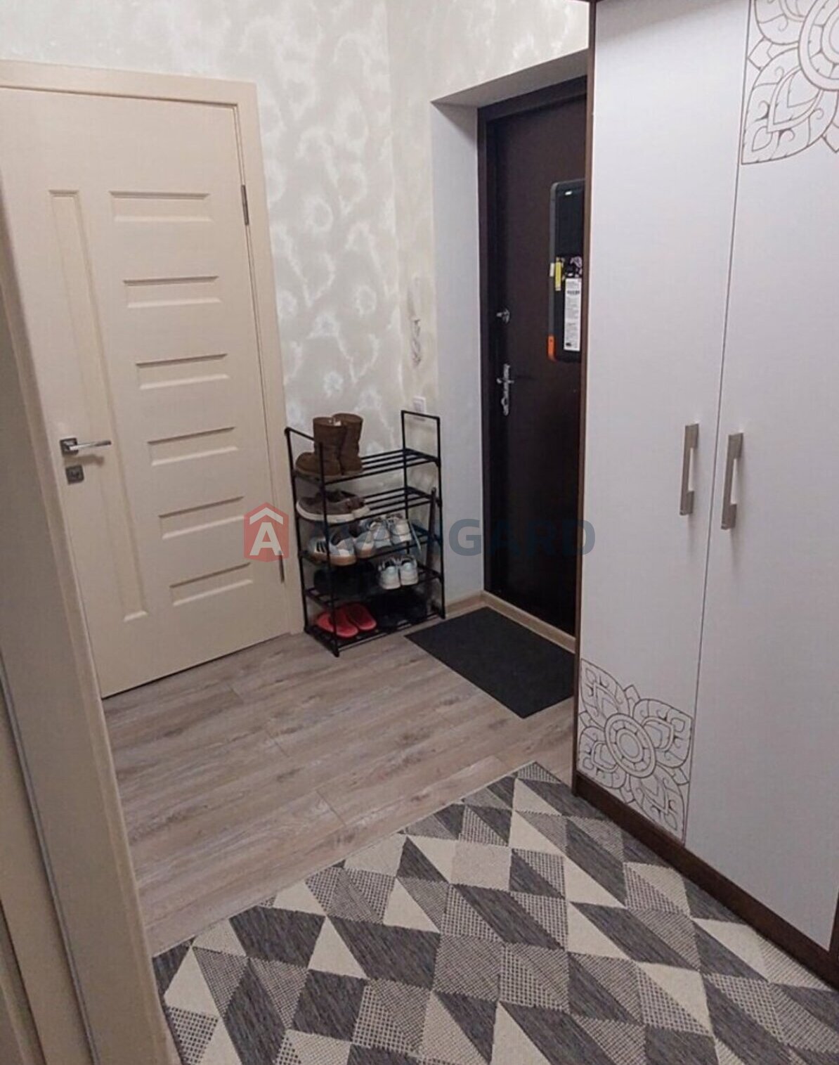 1 ����. ��������, 57/20/23 ��. �., 6/8 ���� ���� 28