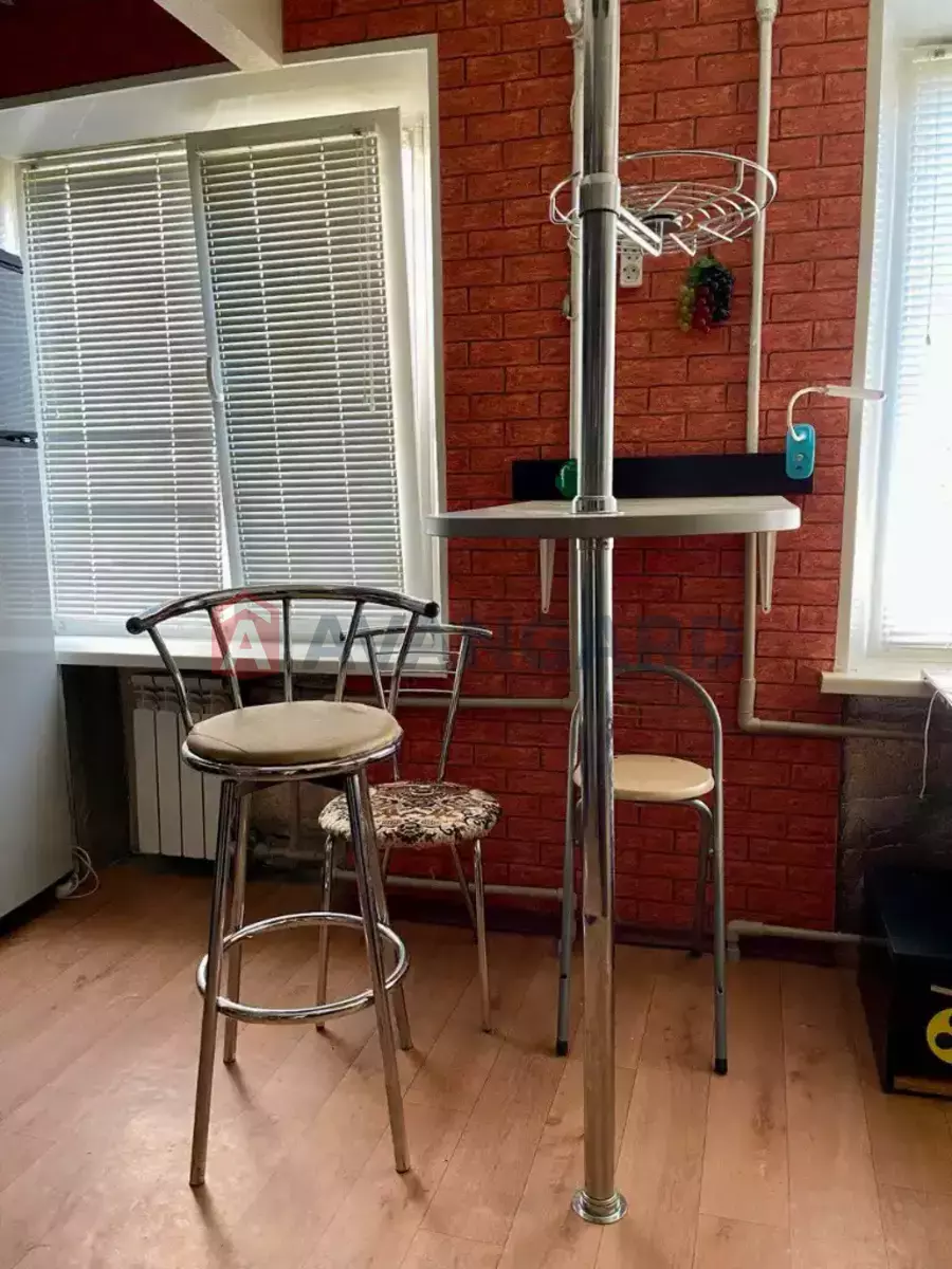 1 . , 22/-/- . ., 4/9   7