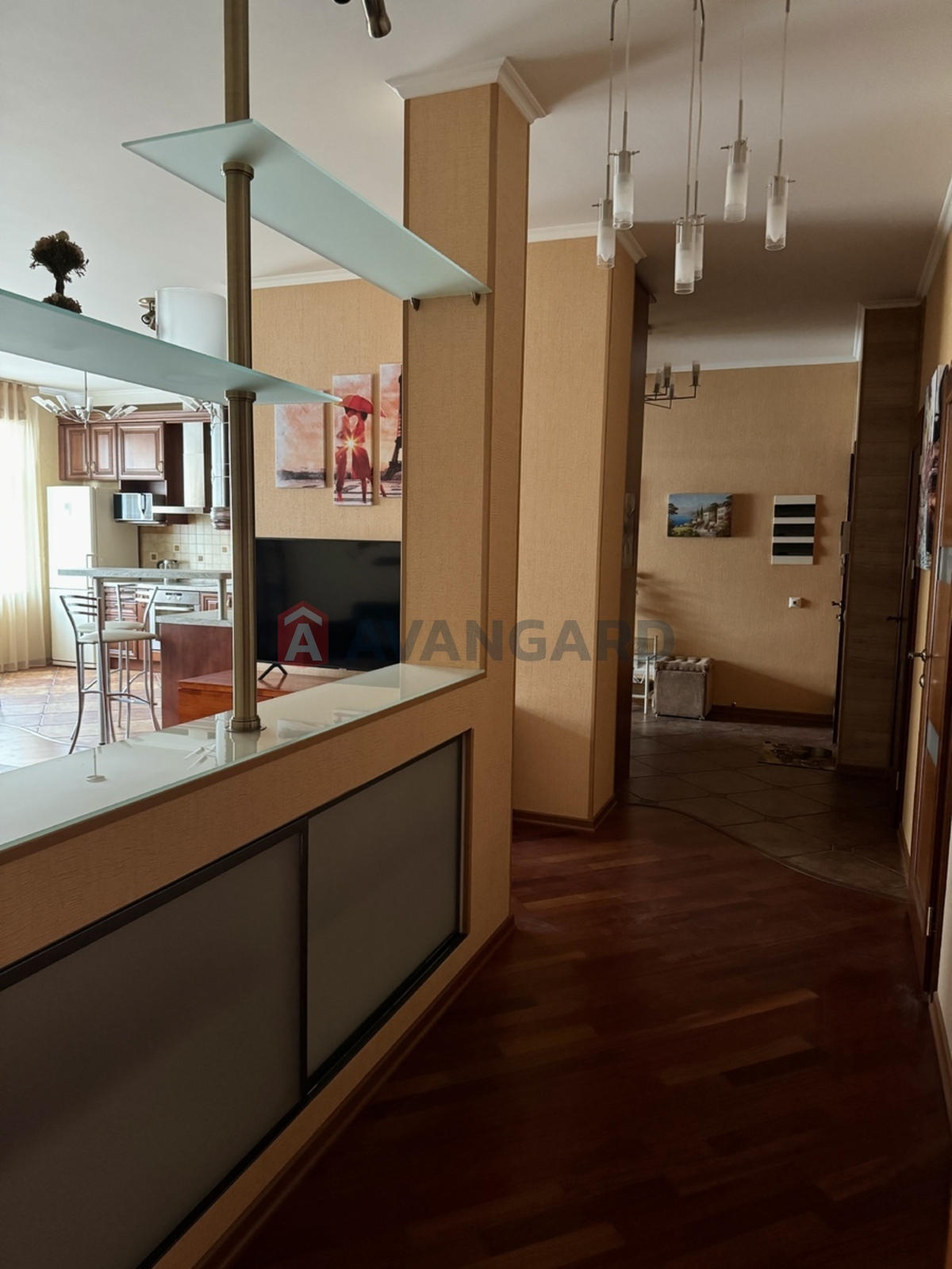 2 ��. ��������, 77/50/20 ��. �., 7/8 ������ ���� 28