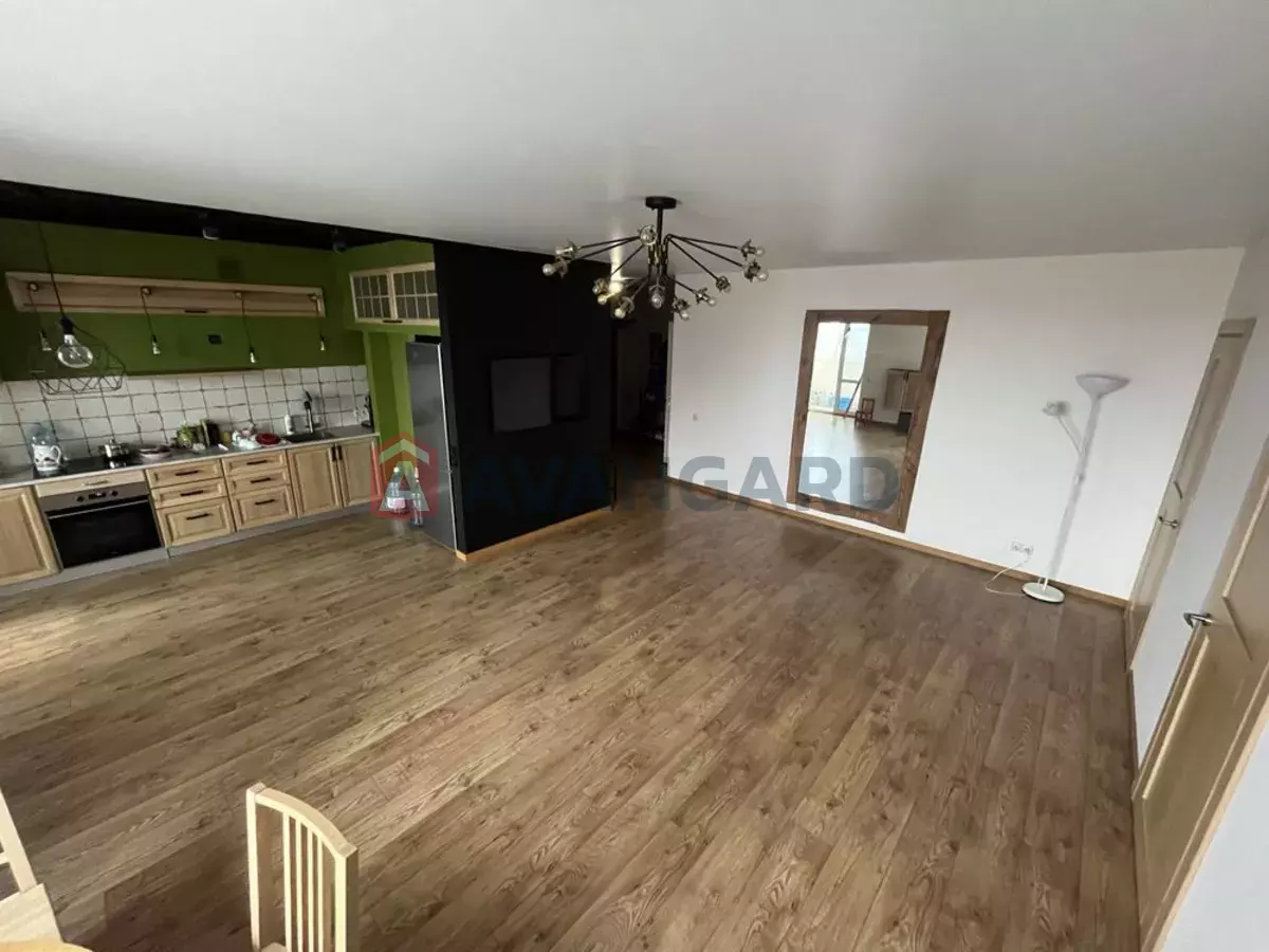 3 ��. ��������, 90/-/16 ��. �., 16/18 ������ ���� 2