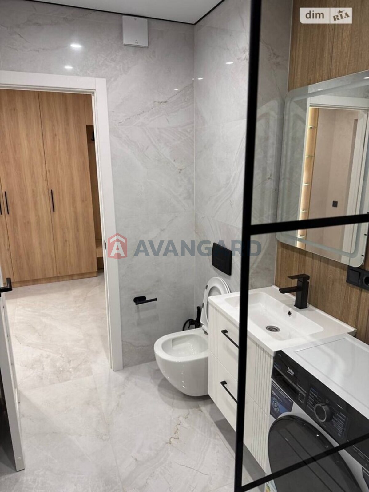 1 . , 44/-/- . ., 8/9   26