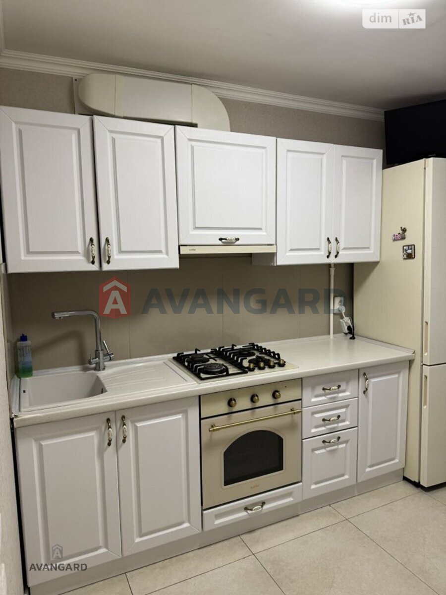 2 ��. ��������, 50/30/8 ��. �., 4/9 ������ ���� 1