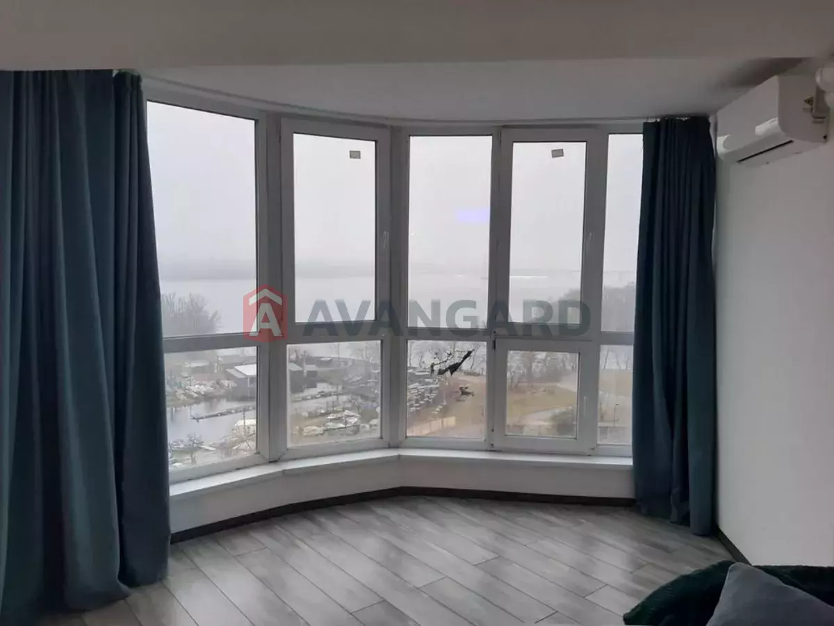 1 ��. ��������, 26/-/18 ��. �., 10/10 ������ ���� 5