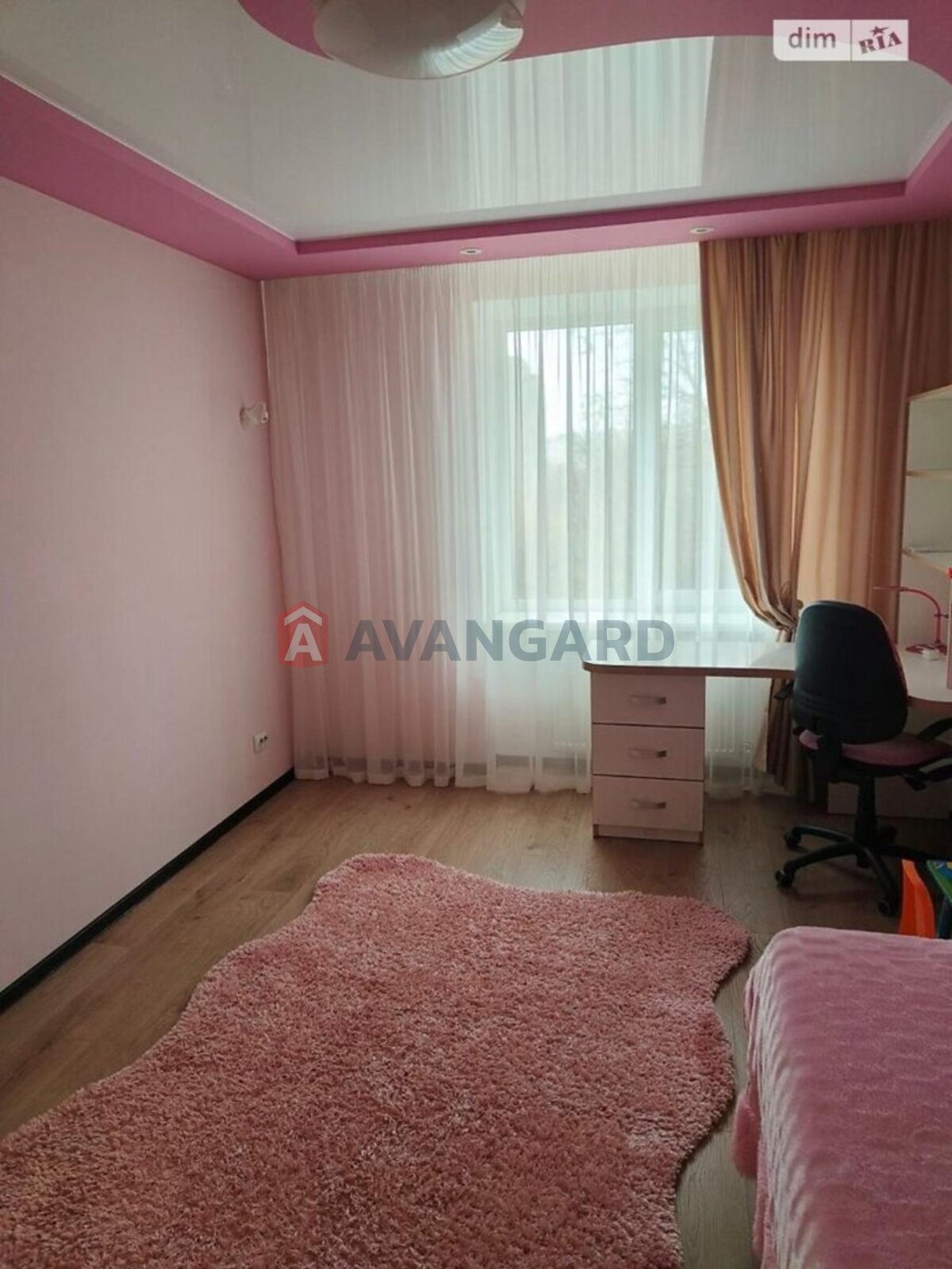 3 ��. ��������, 92/53/14 ��. �., 3/10 ������ ���� 10