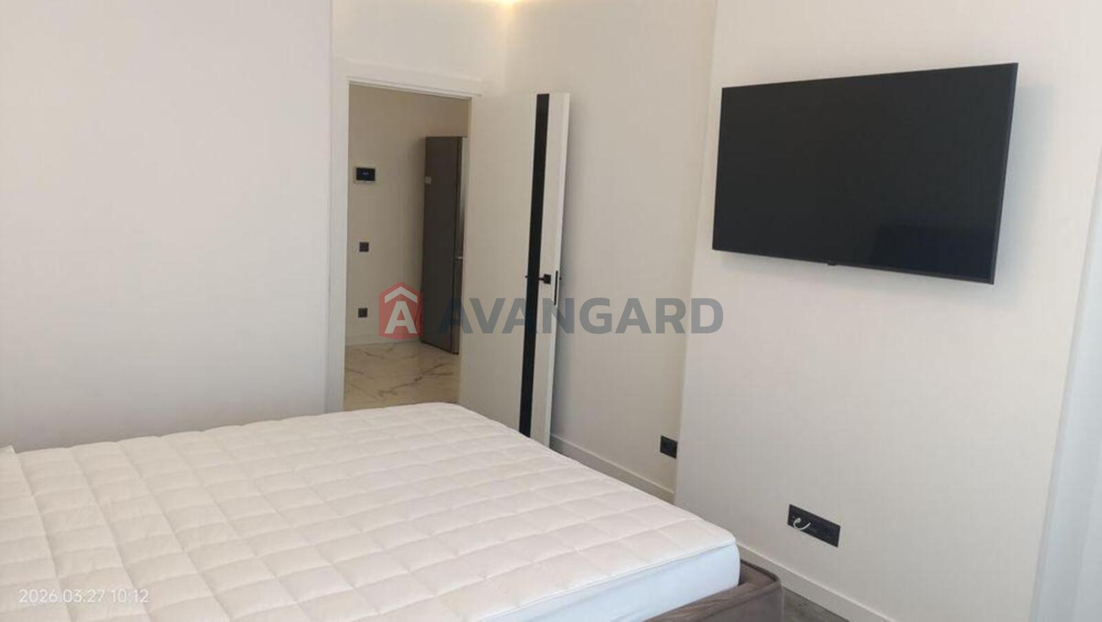 1 ��. ��������, 38/-/12 ��. �., 24/24 ������ ���� 1