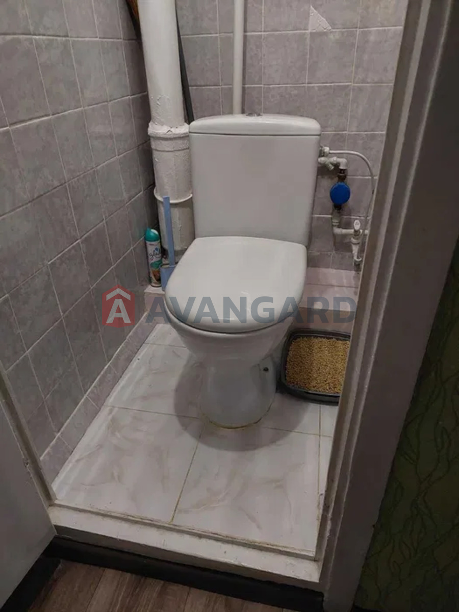 2 ��. ��������, 50/-/7 ��. �., 3/9 ������ ���� 4