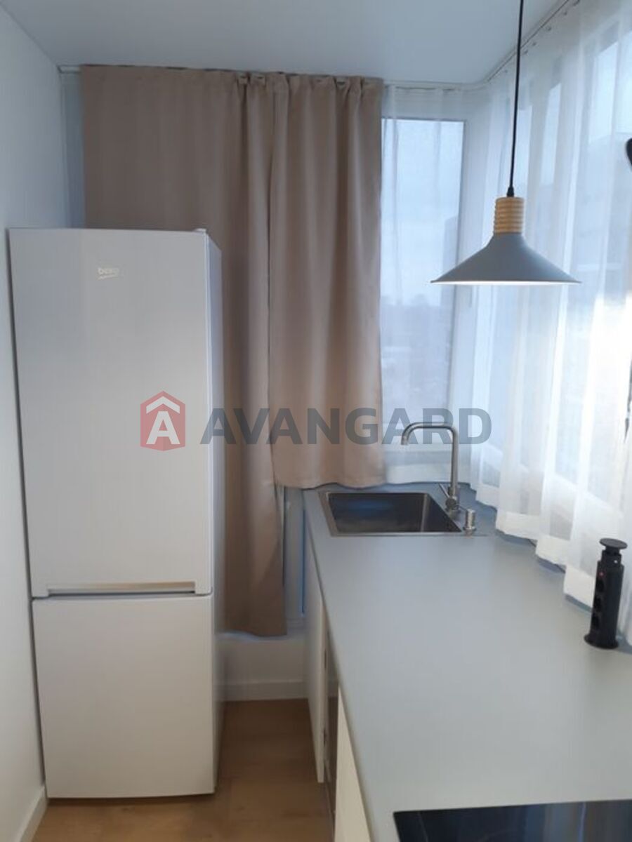 1 ��. ��������, 38/-/15 ��. �., 6/10 ������ ���� 3