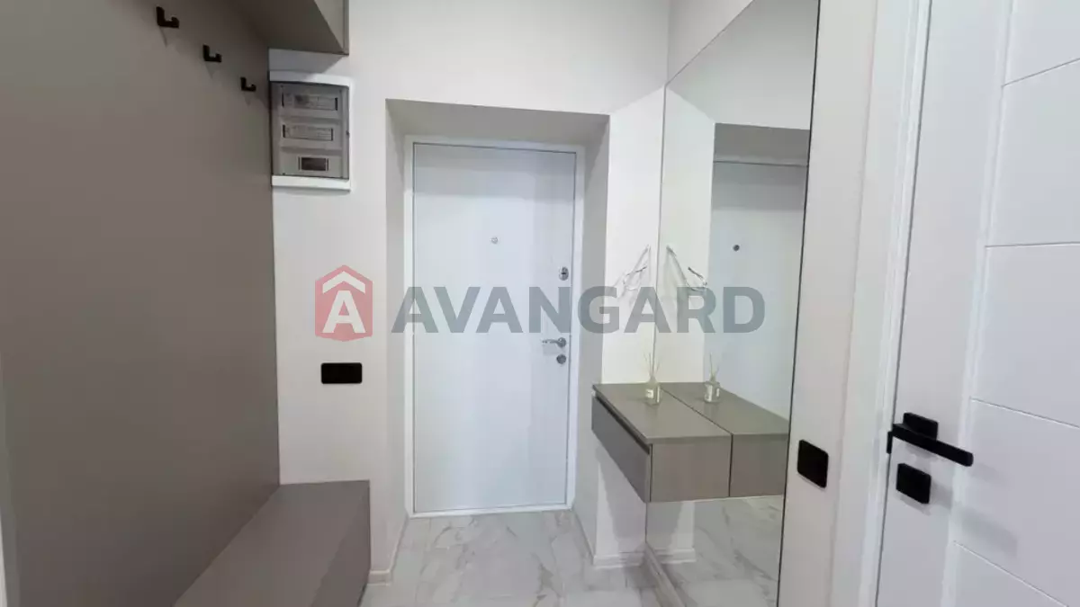 1 ��. ��������, 44/-/12 ��. �., 9/10 ������ ���� 5