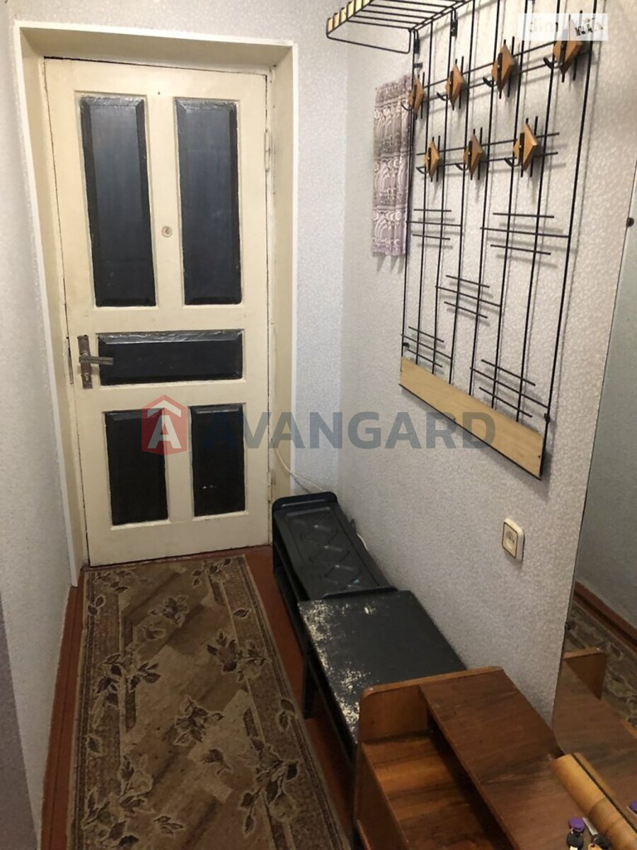 2 ��. ��������, 39/-/- ��. �., 4/5 ������ ���� 6