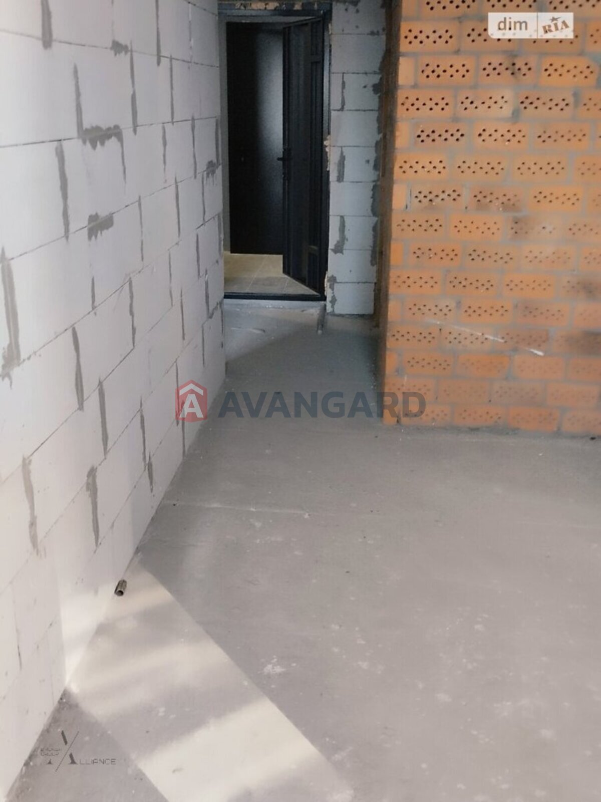 1 ��. ��������, 35/18/10 ��. �., 7/10 ������ ���� 4