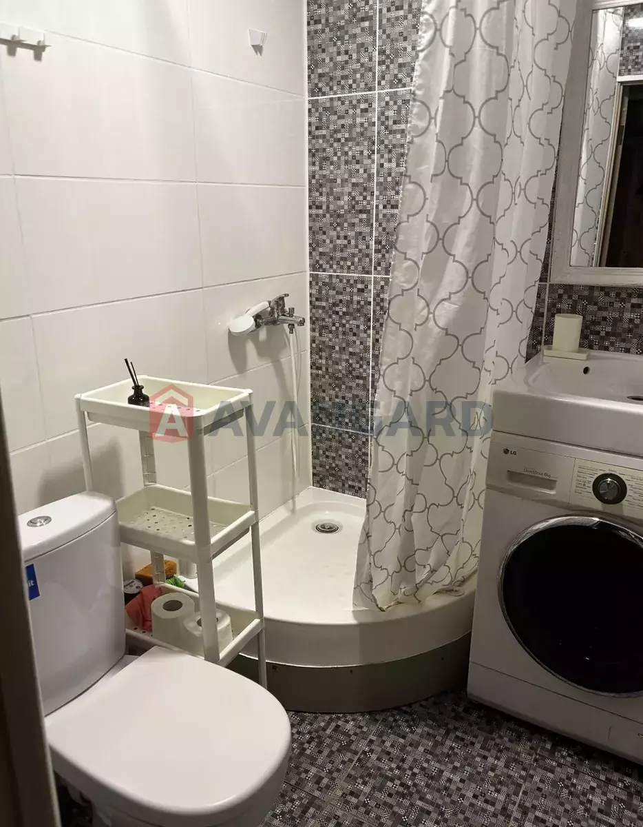 2 ��. ��������, 44/30/6 ��. �., 1/5 ������ ���� 6