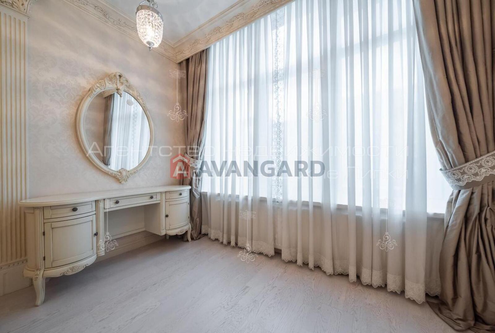 3 ��. ��������, 114/63/20 ��. �., 7/22 ������ ���� 9