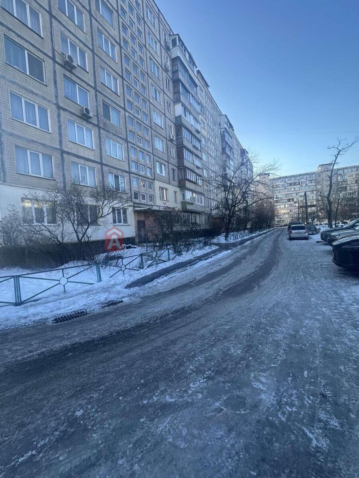 3 ����. ��������, 64/40/7 ��. �., 2/9 ���� ���� 3