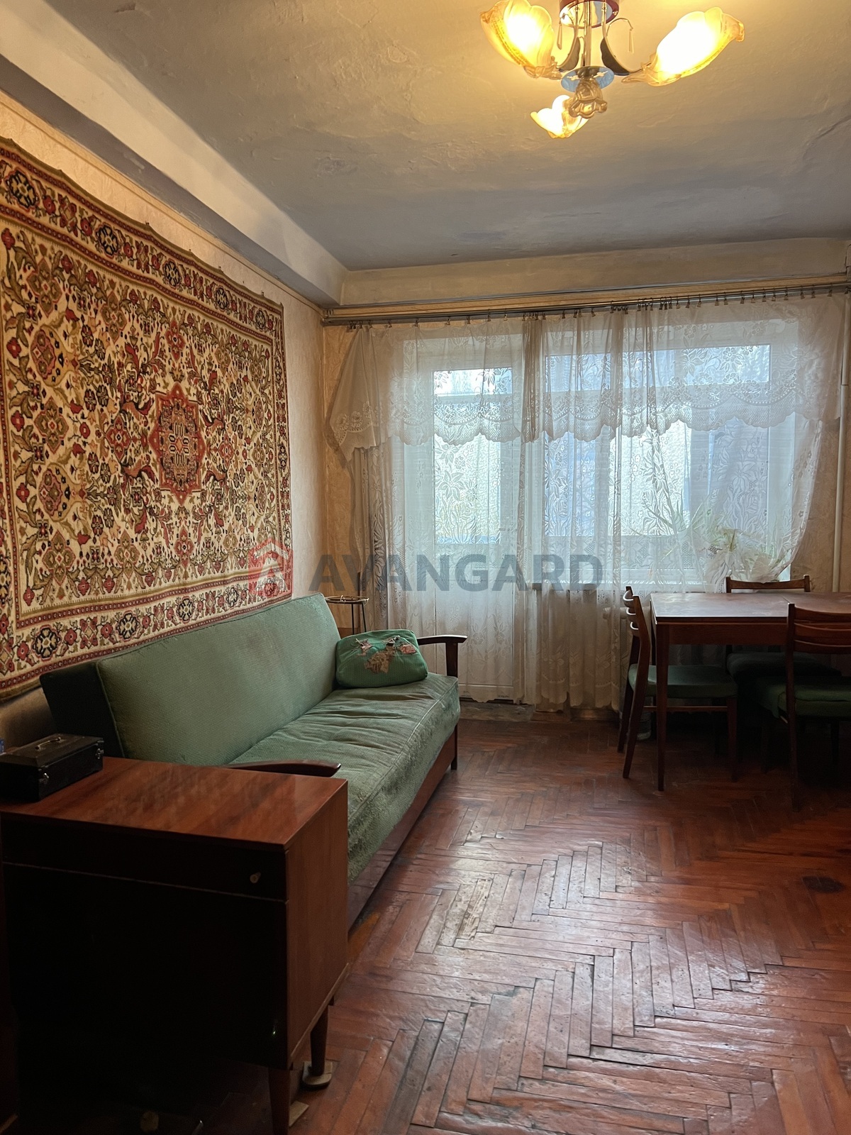 3 ����. ��������, 55/37/6 ��. �., 4/5 ���� ���� 3