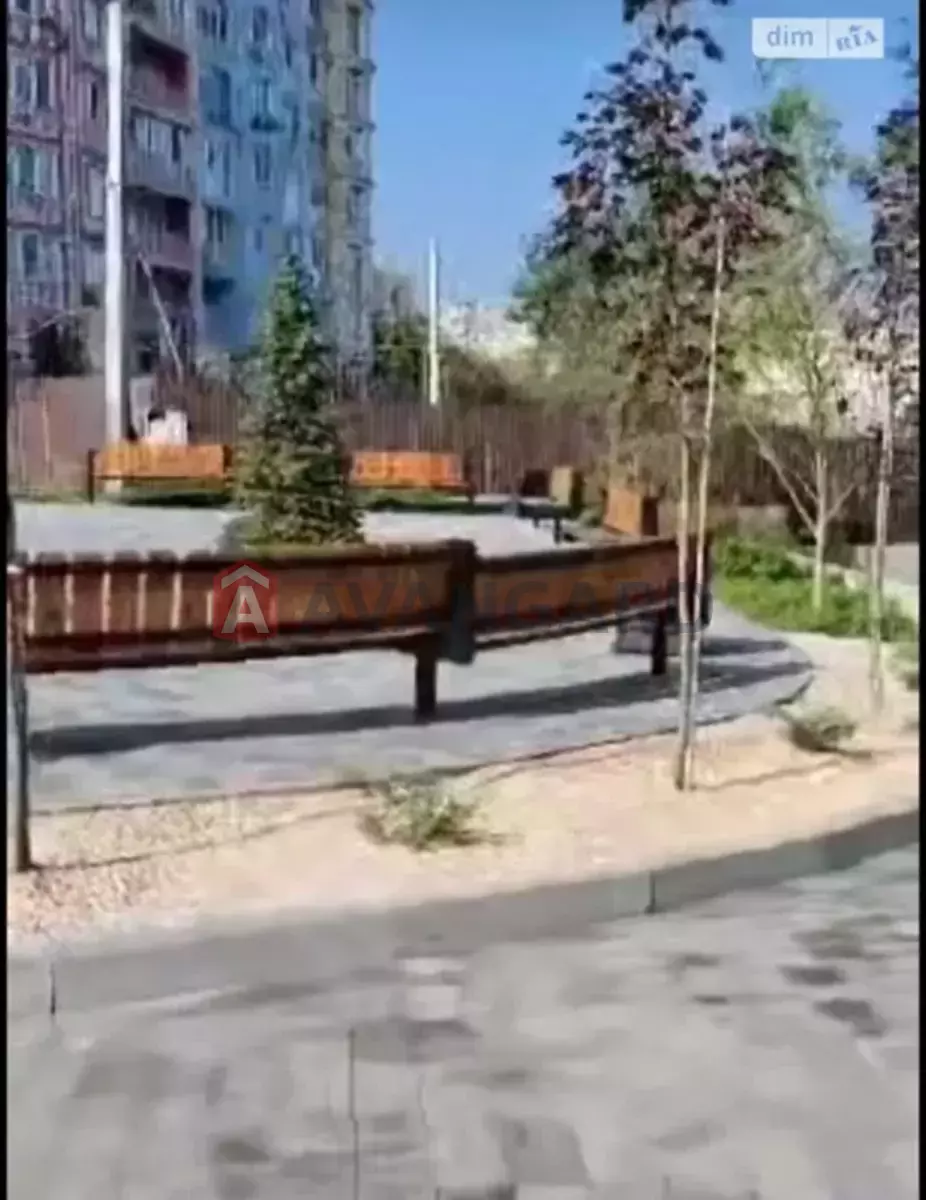 2 ��. ��������, 46/-/18 ��. �., 2/10 ������ ���� 3