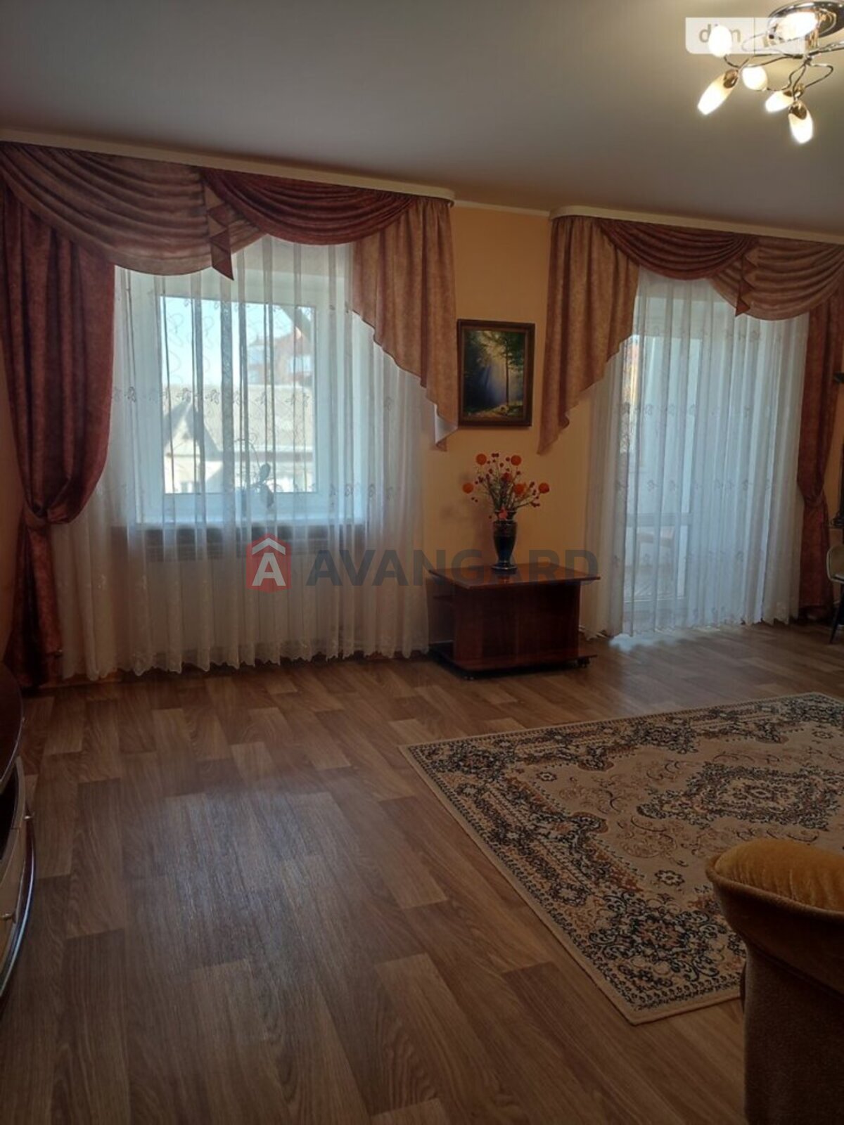 4 ��. ��������, 119/-/- ��. �., 5/5 ������ ���� 26