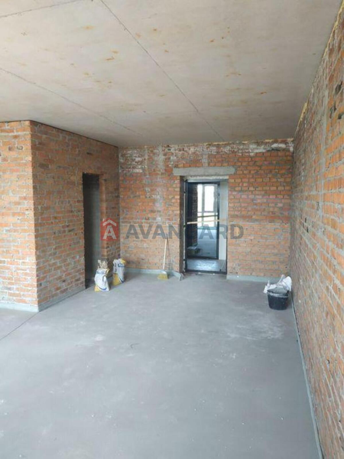 1 ��. ��������, 41/-/18 ��. �., 7/7 ������ ���� 10