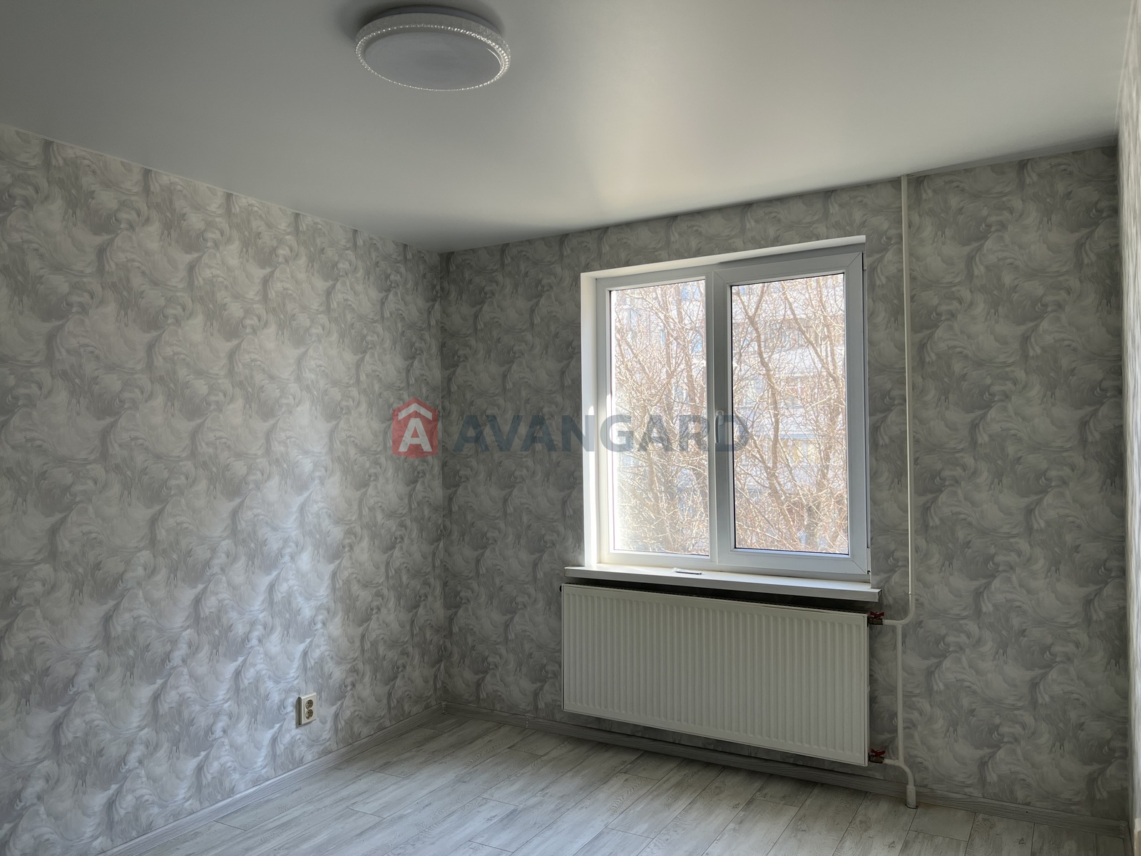 2 ��. ��������, 52/-/9 ��. �., 2/9 ������ ���� 4