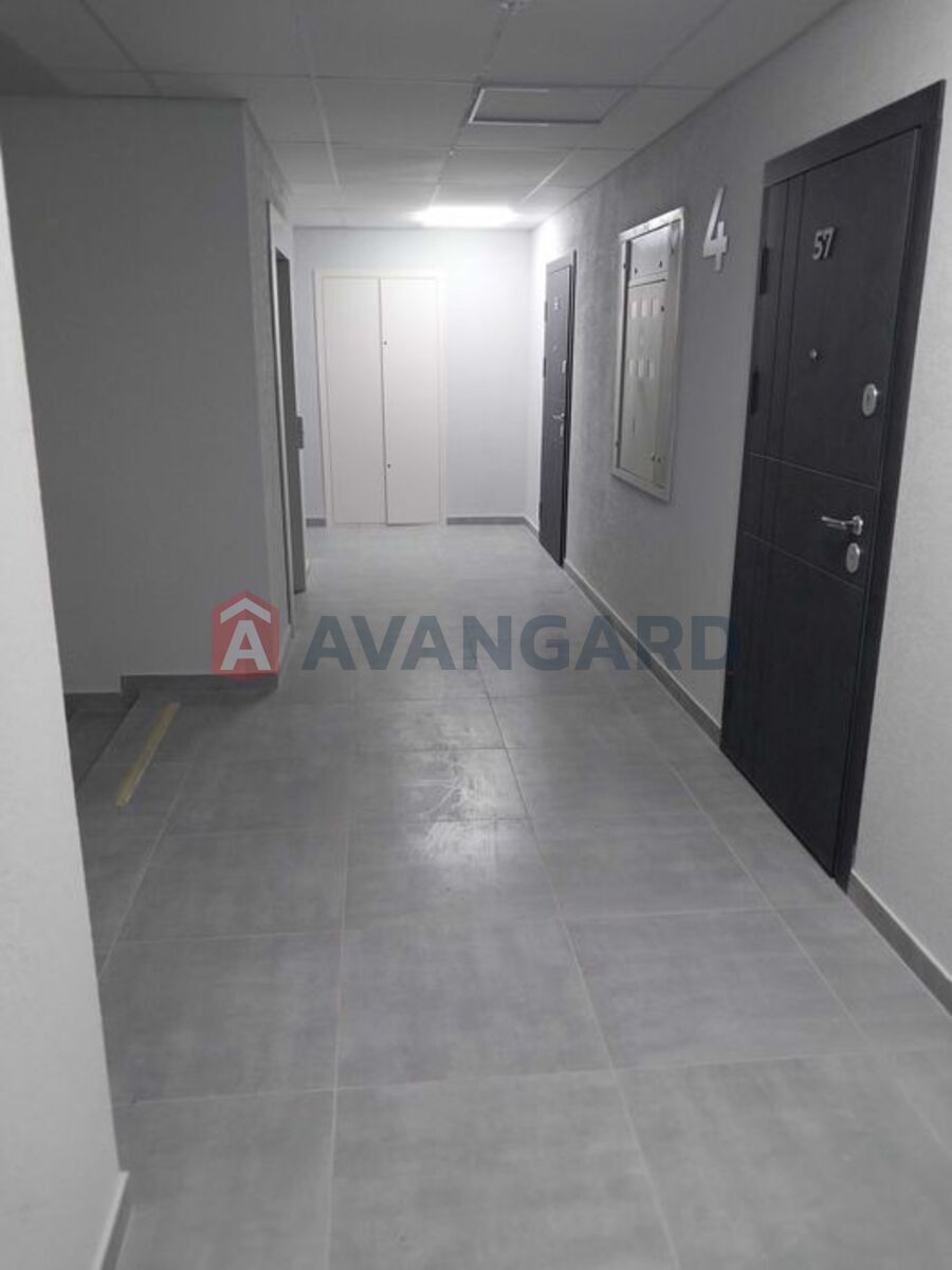 3 ��. ��������, 87/-/15 ��. �., 4/10 ������ ���� 9