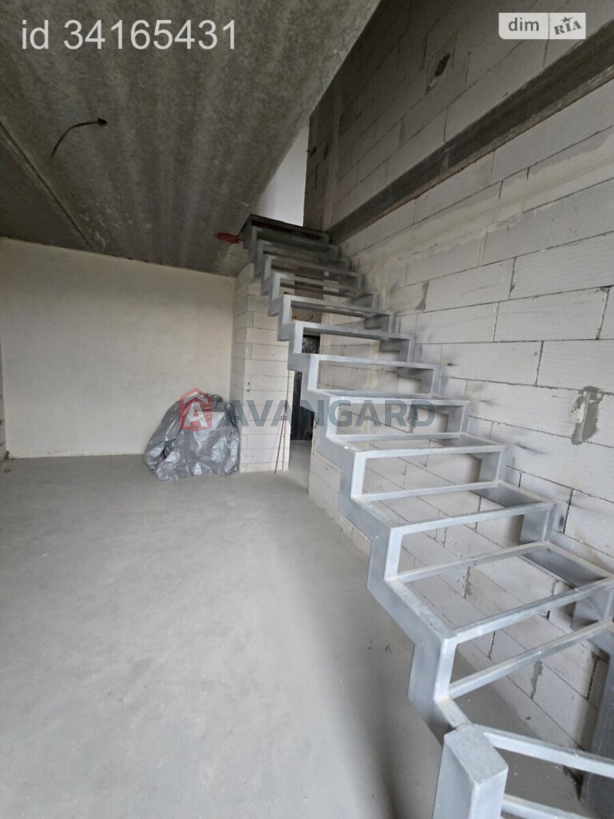 3 ��. ��������, 103/60/18 ��. �., 9/9 ������ ���� 5