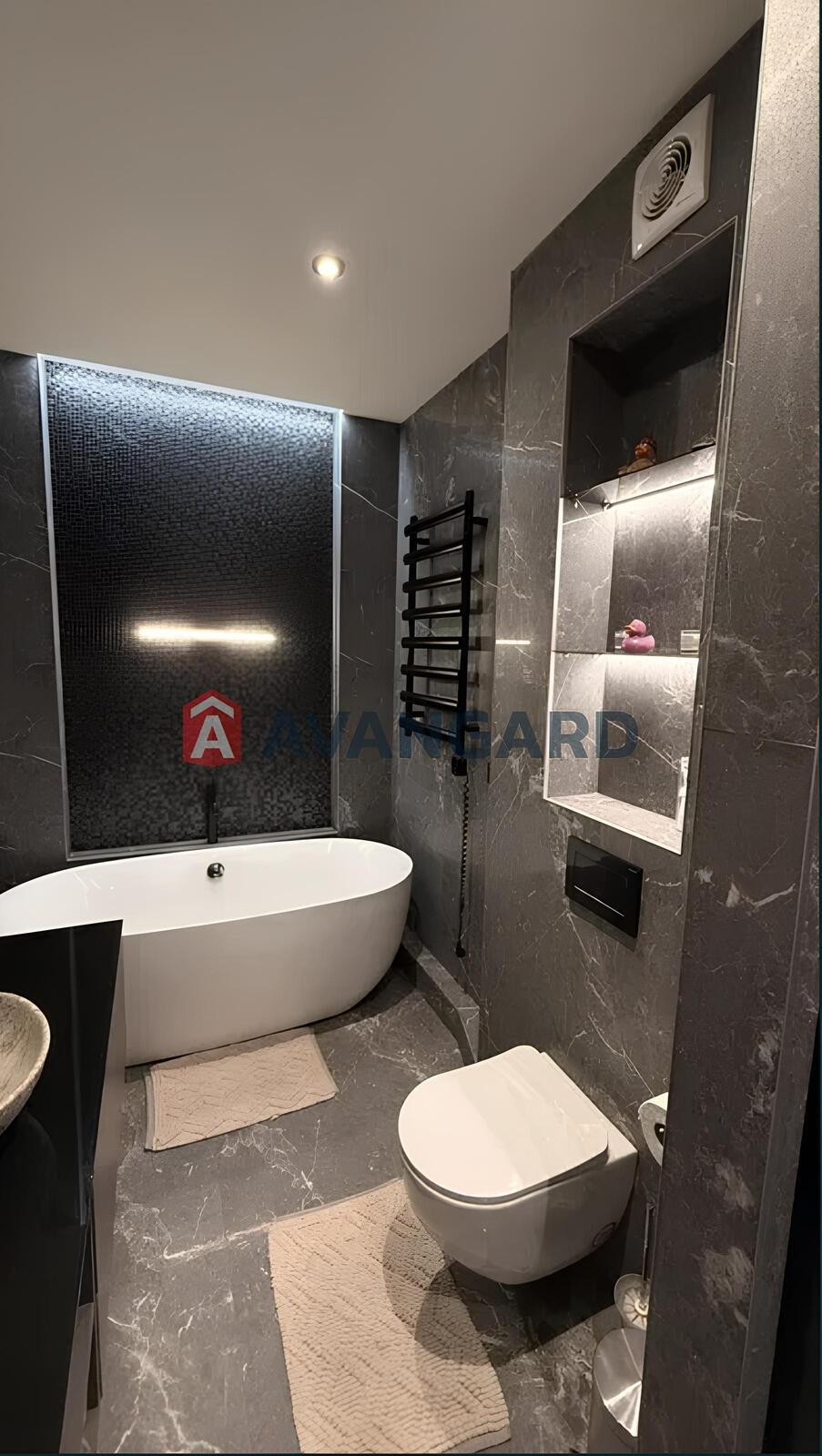 2 ��. ��������, 63.50/30/17 ��. �., 8/9 ������ ���� 4