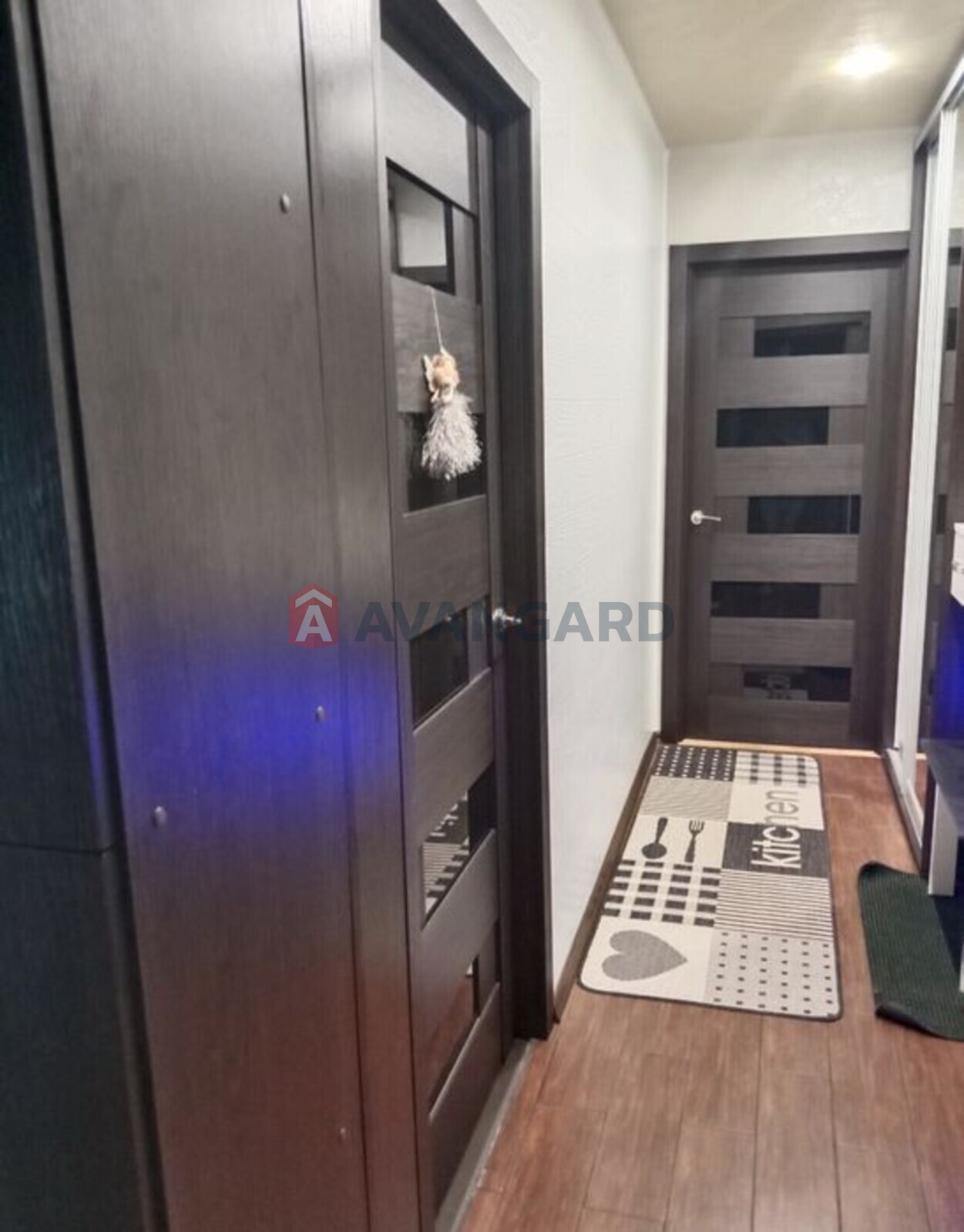 2 . , 52/-/8 . ., 1/10   5