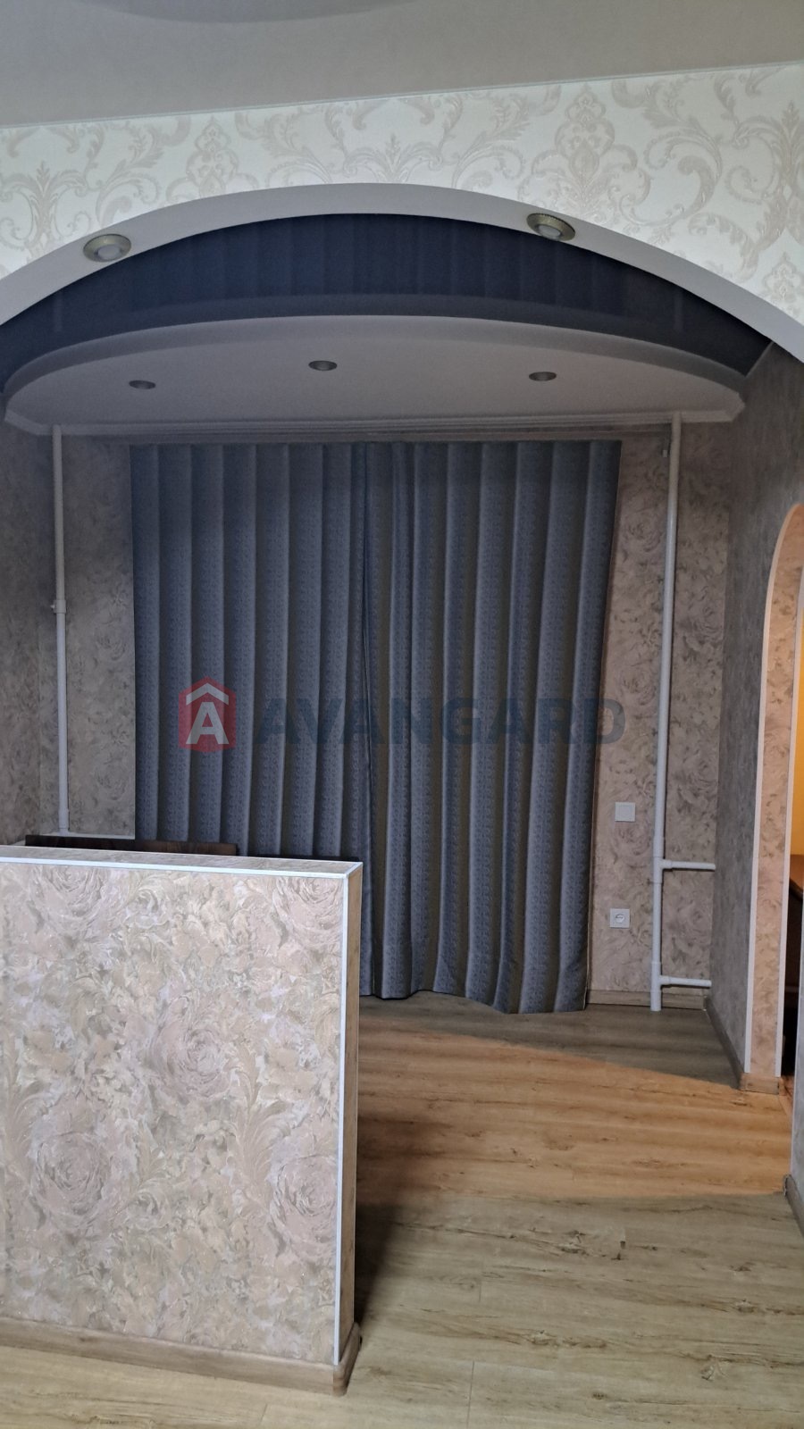 1 ��. ��������, 31/-/6 ��. �., 4/5 ������ ���� 2