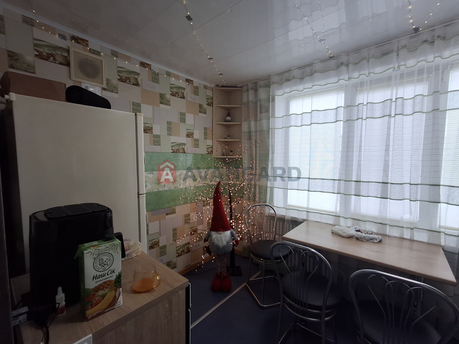 2 ����. ��������, 50/-/9 ��. �., 4/9 ���� ���� 21