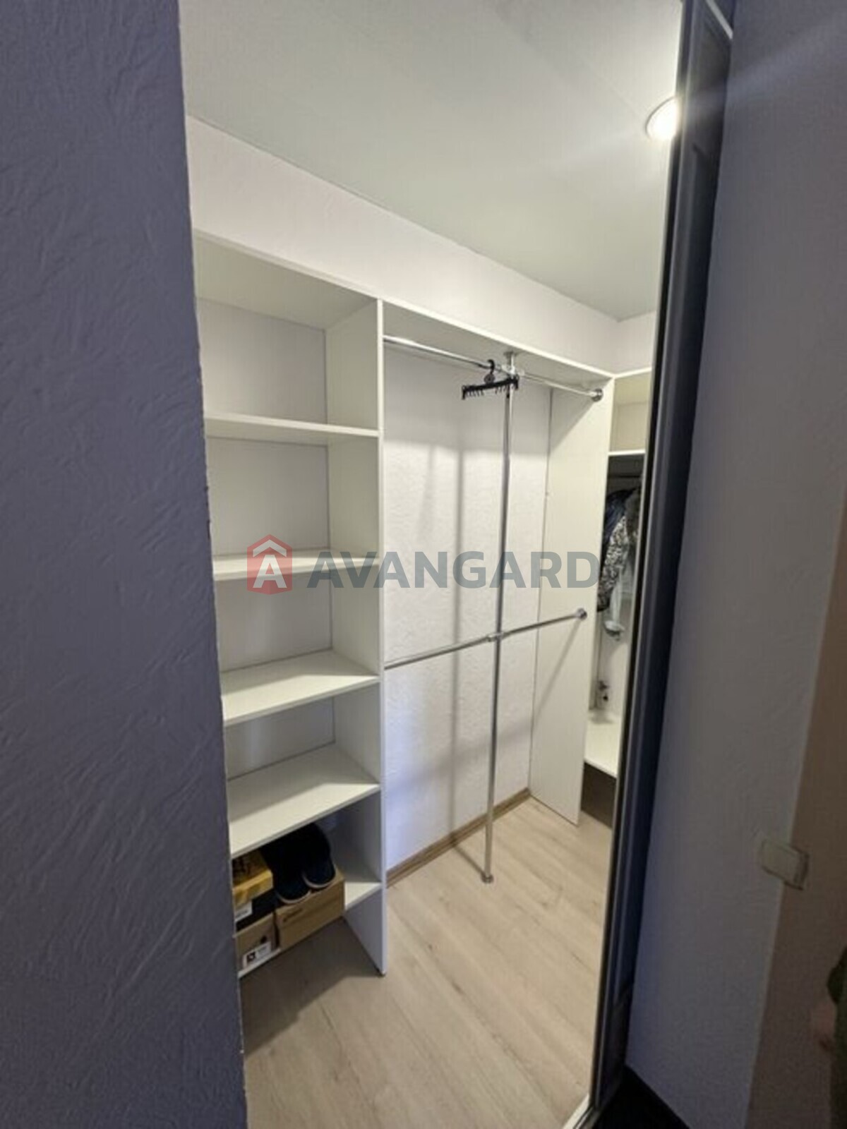 4 ��. ��������, 80/-/31 ��. �., 1/9 ������ ���� 2