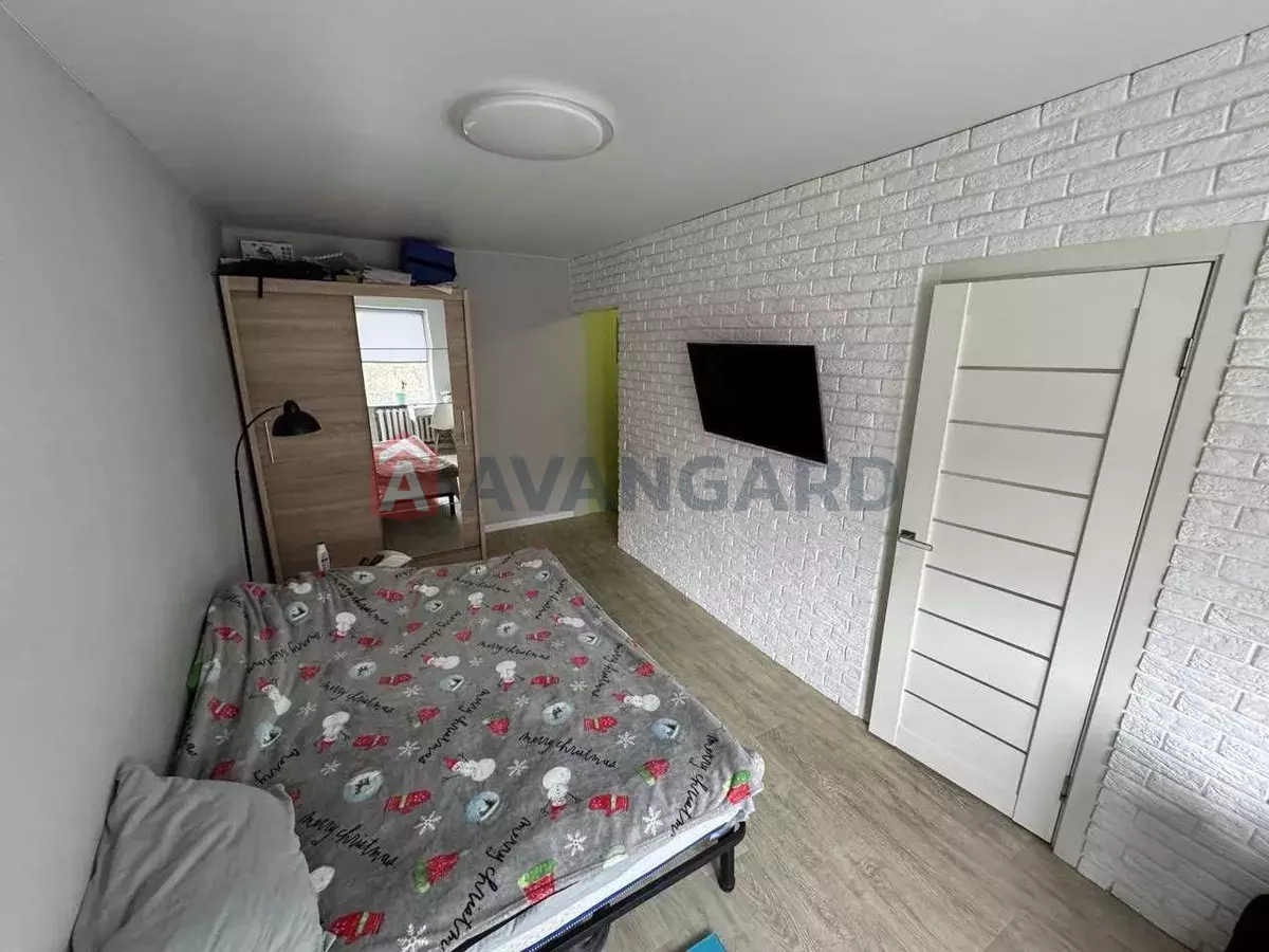 1 ��. ��������, 28/-/6 ��. �., 2/5 ������ ���� 7