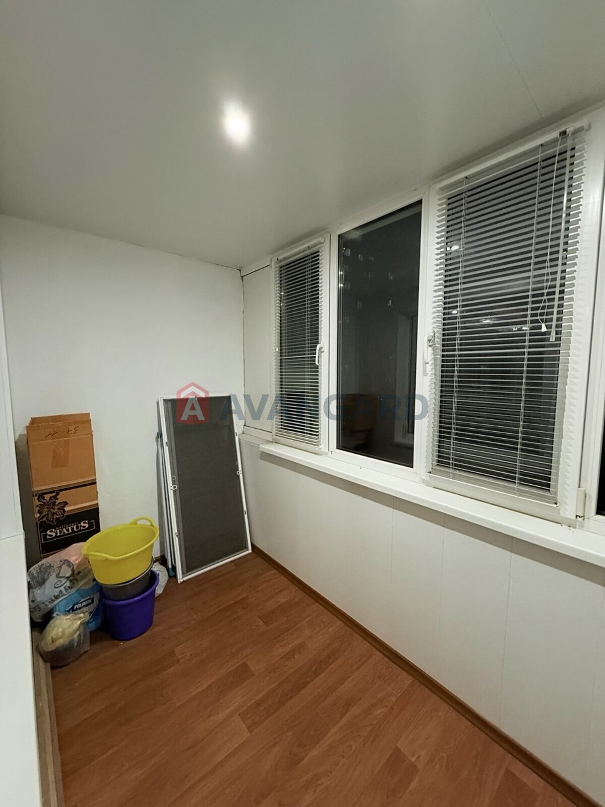 2 ��. ��������, 51/35/8 ��. �., 2/9 ������ ���� 6