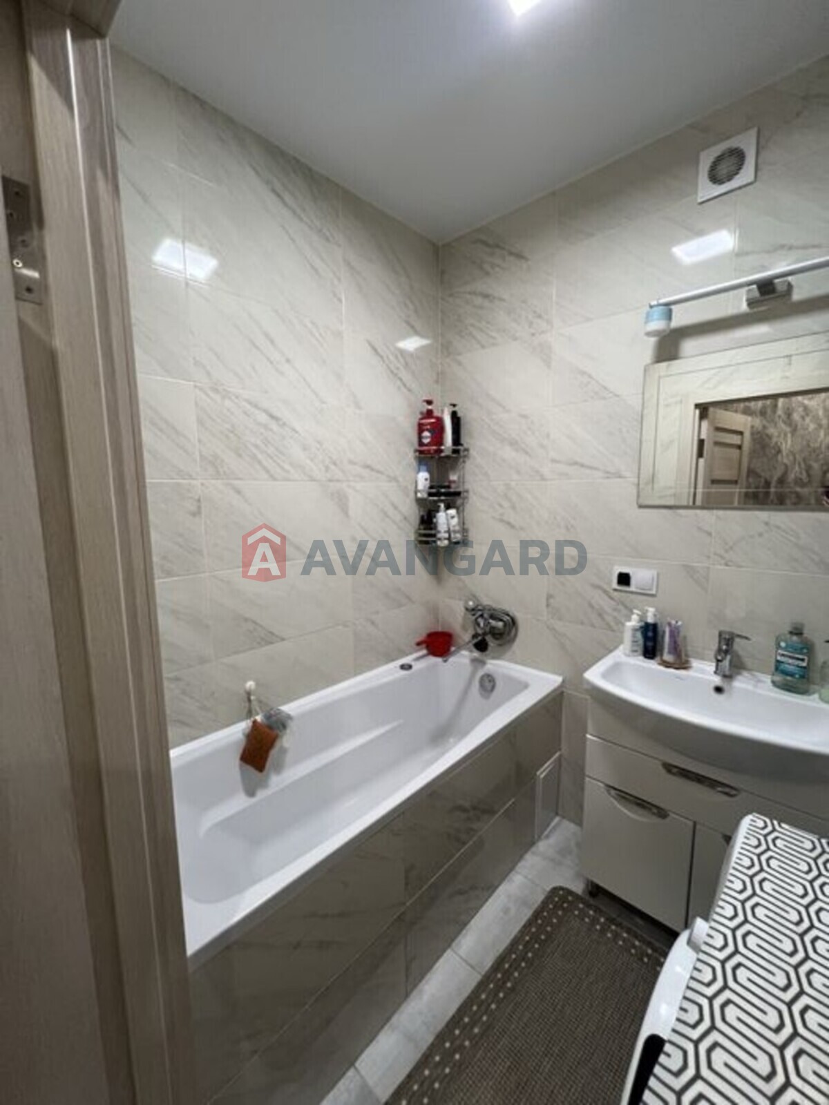 2 ��. ��������, 53/-/7 ��. �., 10/10 ������ ���� 2