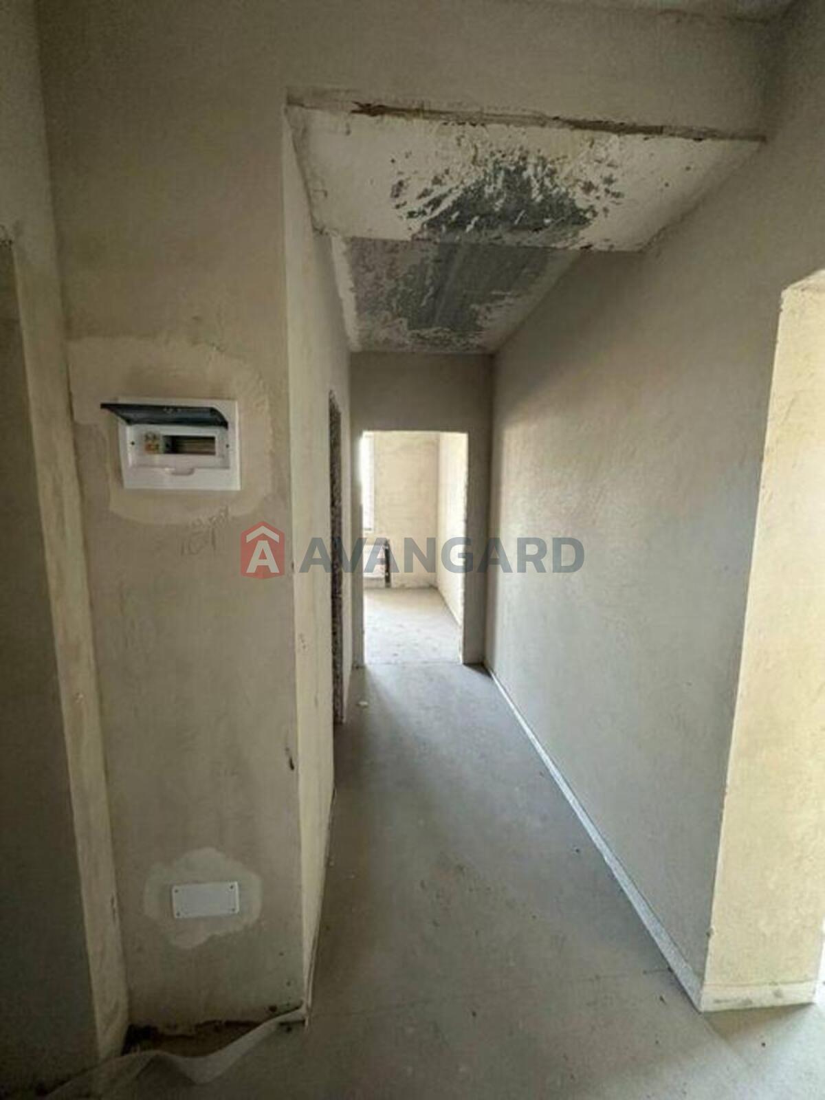 1 ��. ��������, 45/-/11 ��. �., 10/10 ������ ���� 9