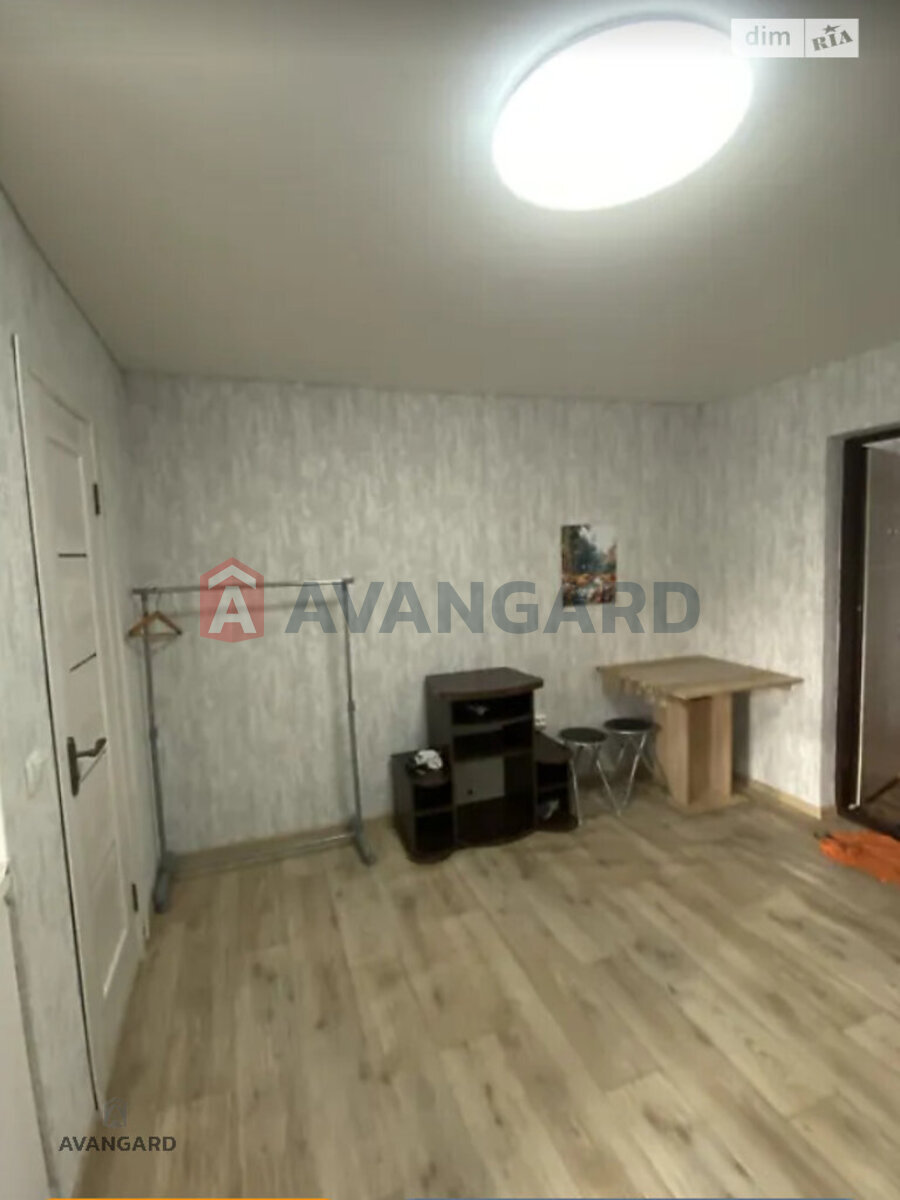 1 ��. ��������, 18/11/- ��. �., 2/2 ������ ���� 9