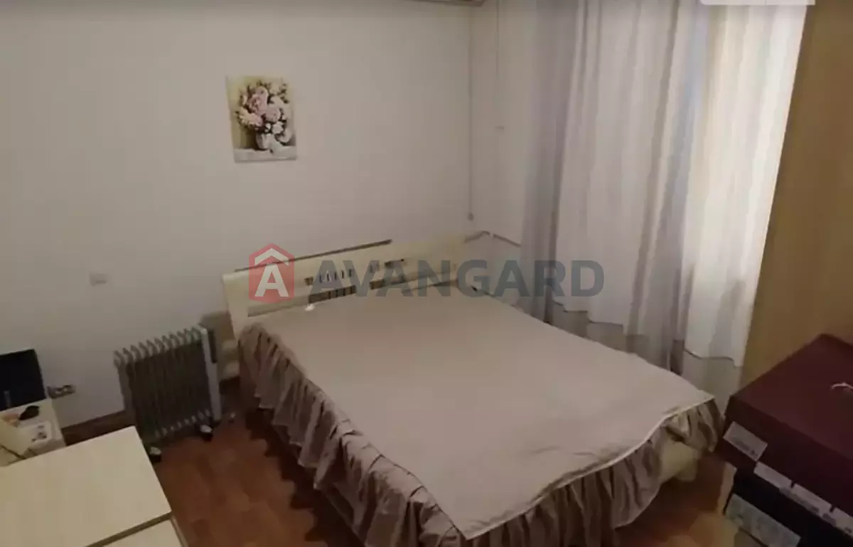 3 ��. ��������, 65/46/8 ��. �., 1/2 ������ ���� 9