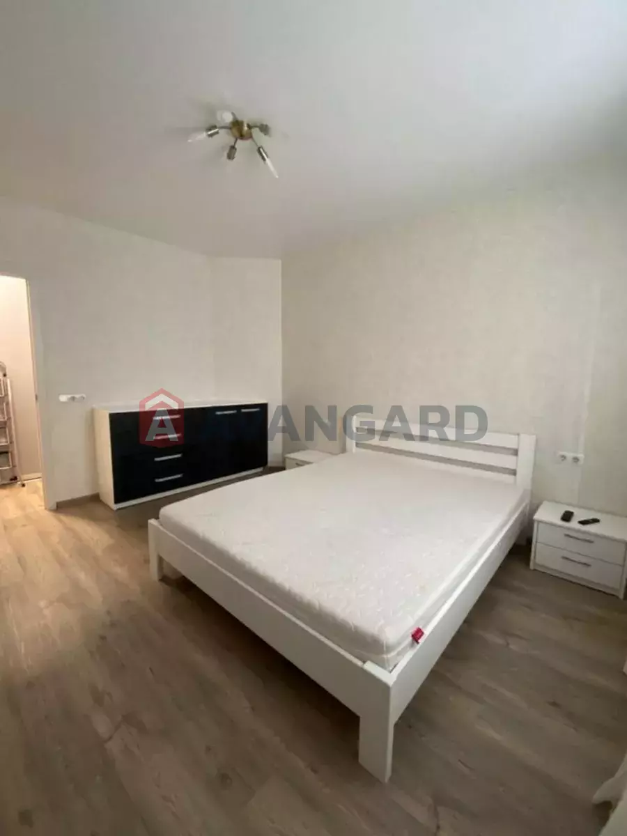 2 ��. ��������, 67/-/18 ��. �., 10/12 ������ ���� 9