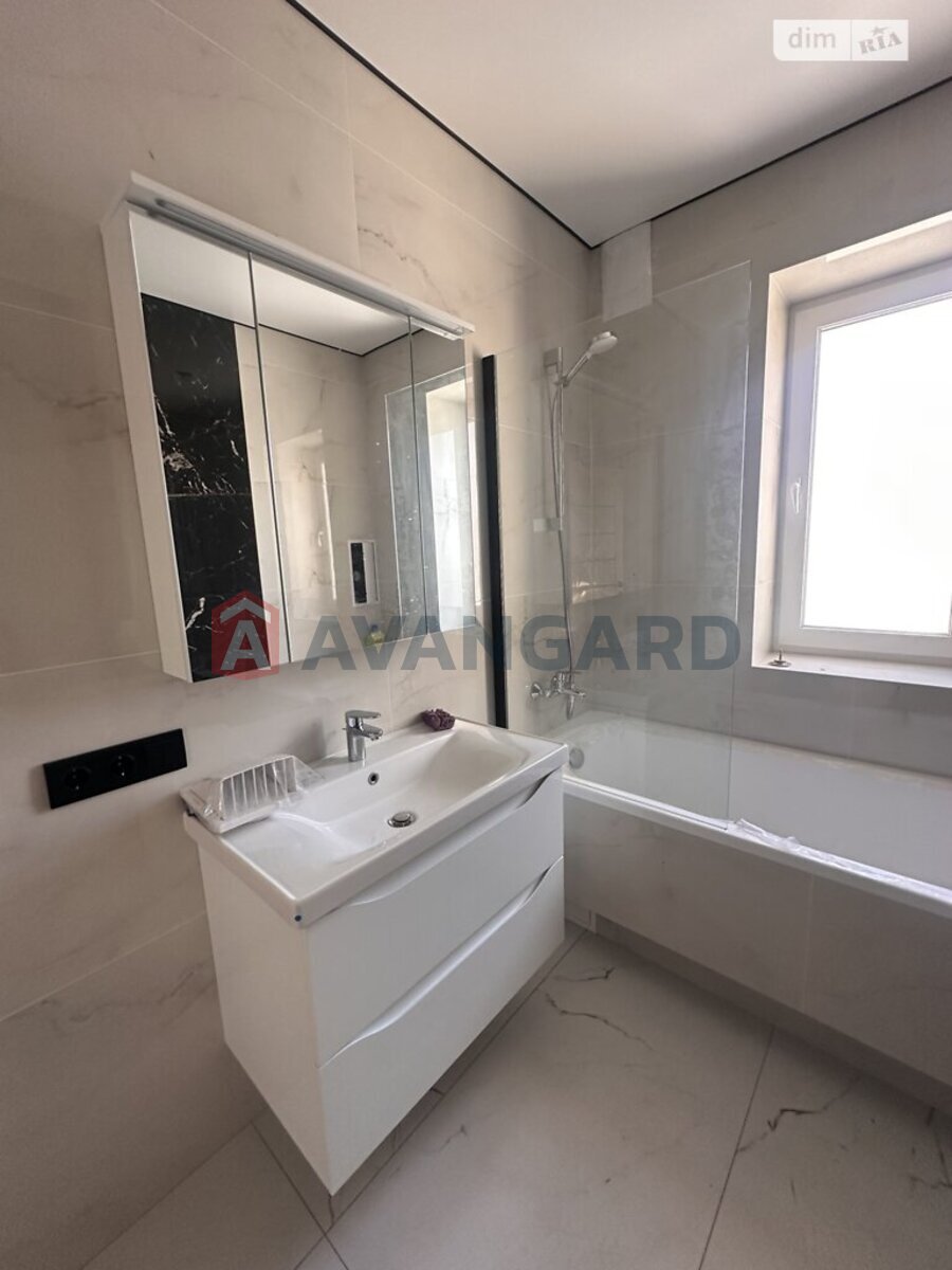 3 ��. ��������, 64/28/29 ��. �., 2/3 ������ ���� 10