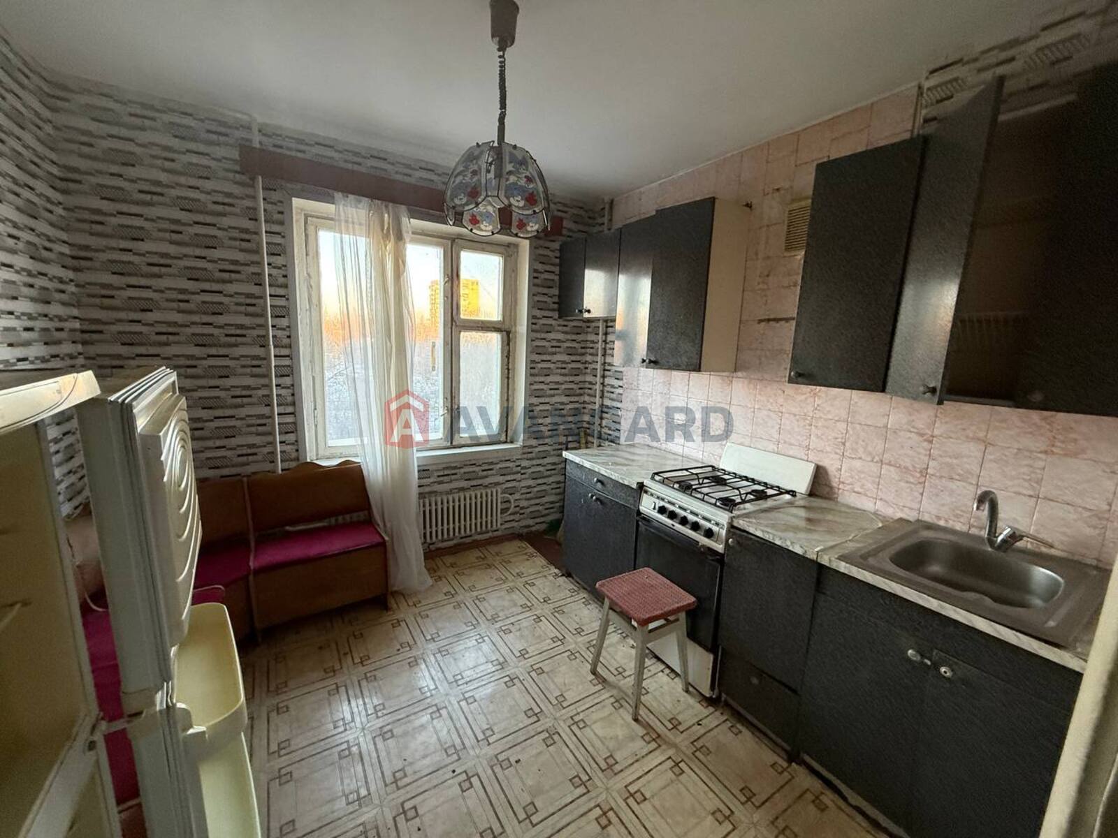 2 ��. ��������, 52/30/9 ��. �., 7/9 ������ ���� 12