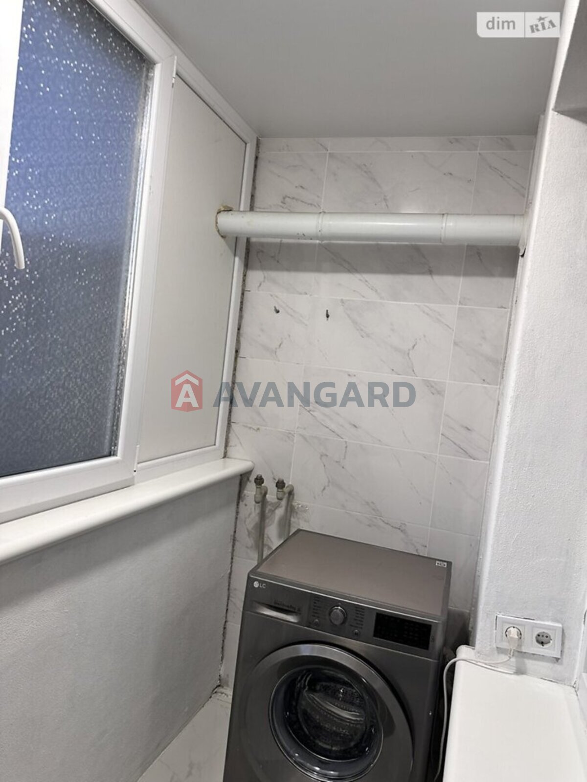 3 ��. ��������, 95/-/- ��. �., 9/10 ������ ���� 7