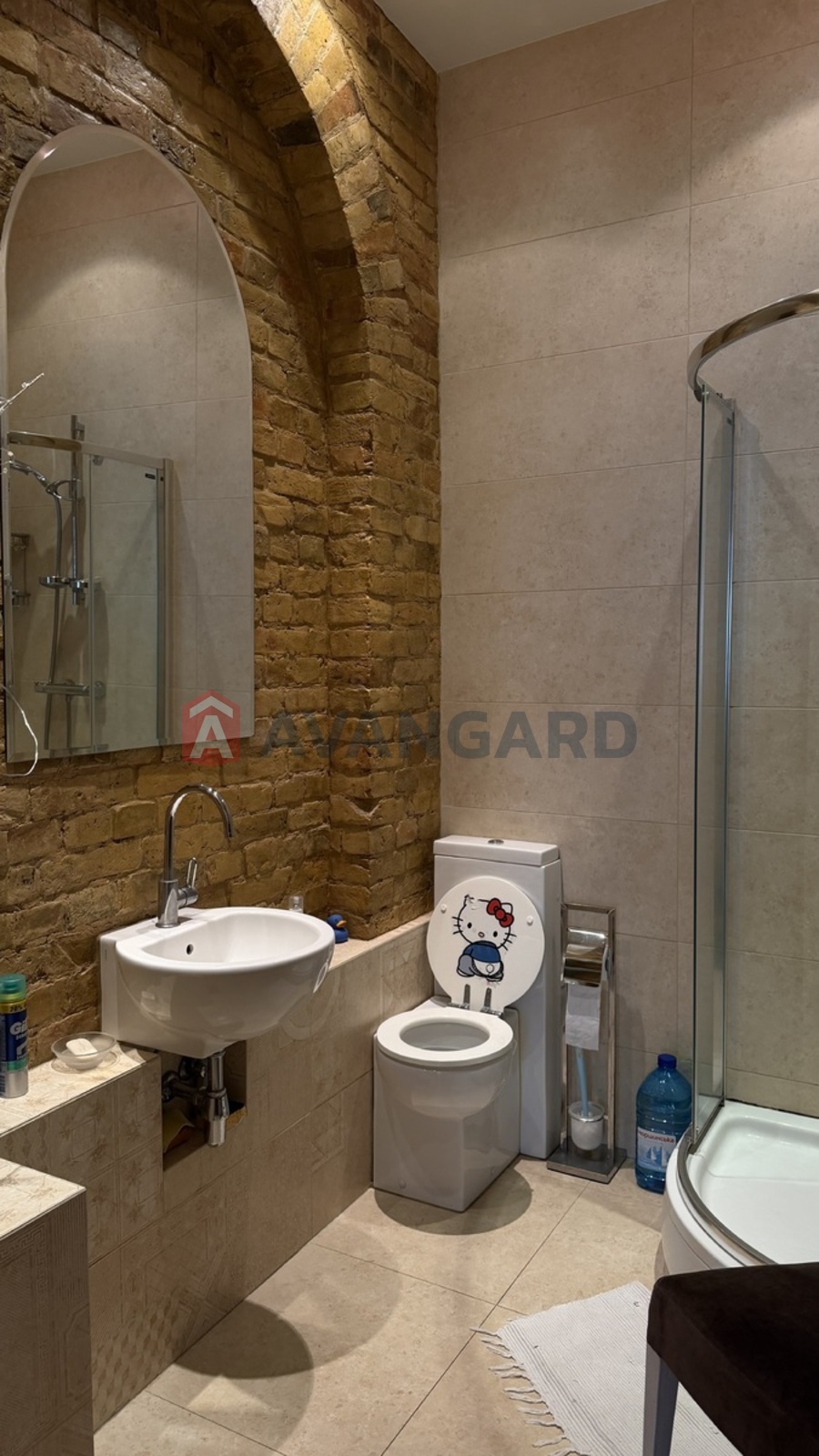 6 ��. ��������, 388/210/24 ��. �., 5/6 ������ ���� 28