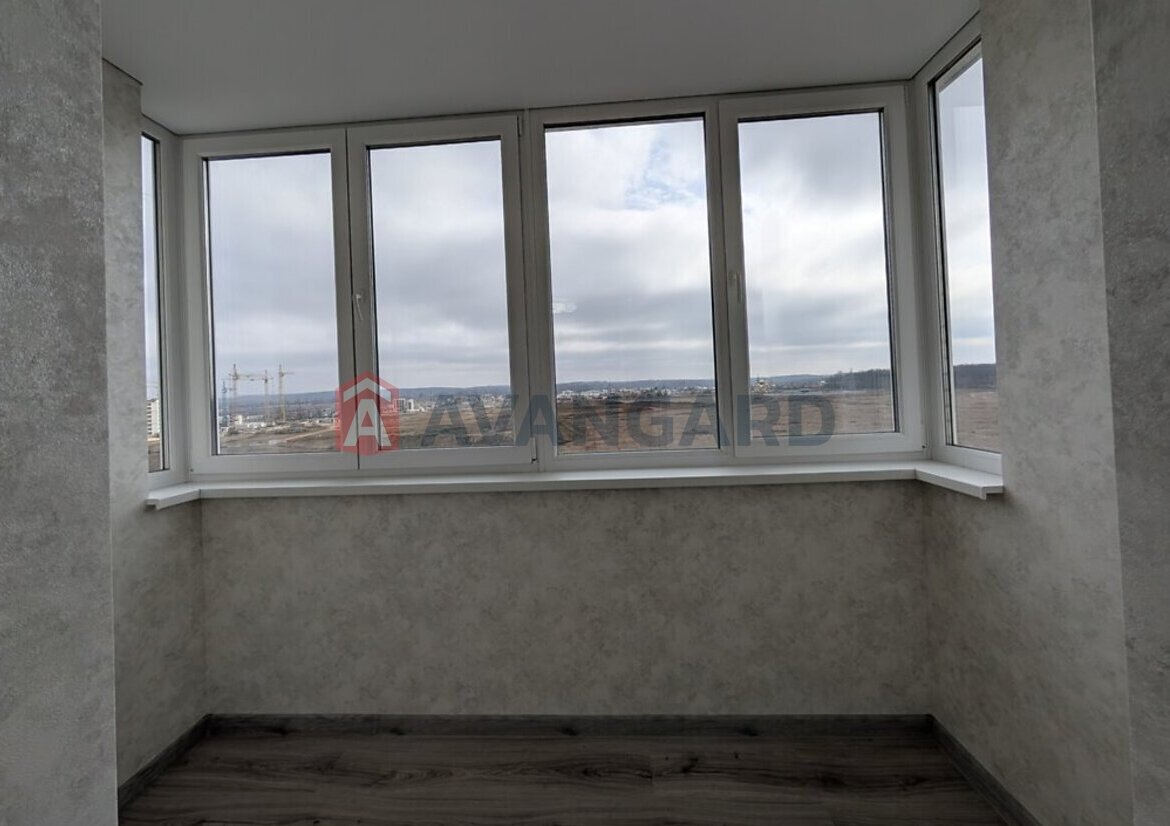 2 ��. ��������, 72/35/14 ��. �., 7/8 ������ ���� 11