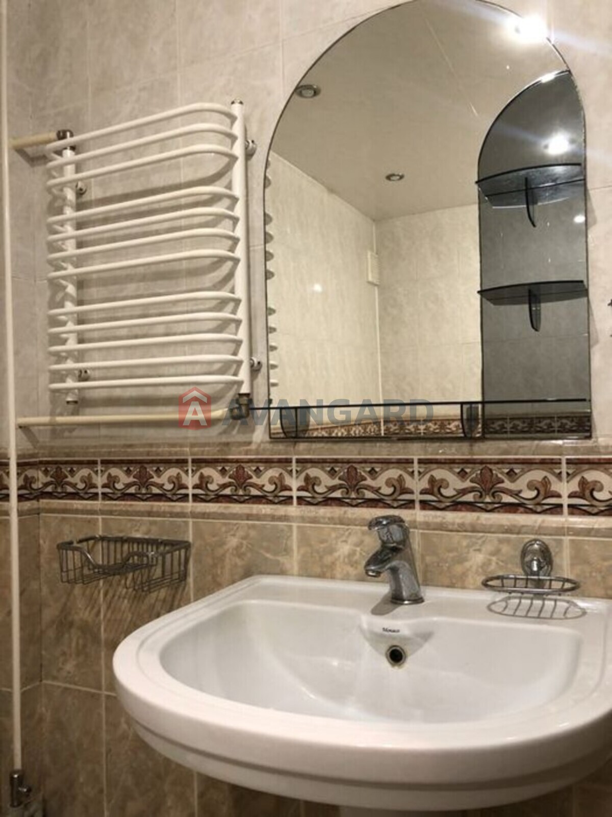 1 ����. ��������, 38/-/8 ��. �., 3/9 ���� ���� 15