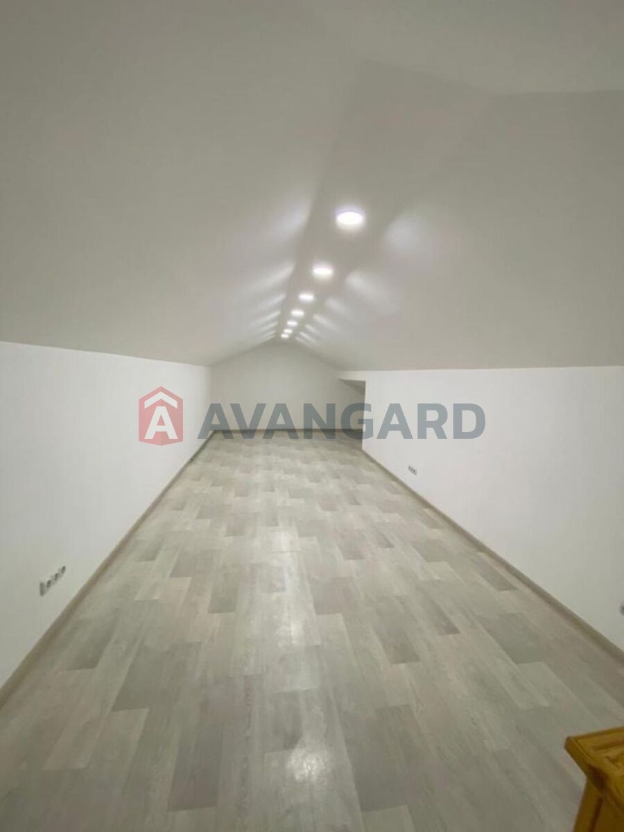 4 ��. ��������, 92/-/- ��. �., 2/2 ������ ���� 7