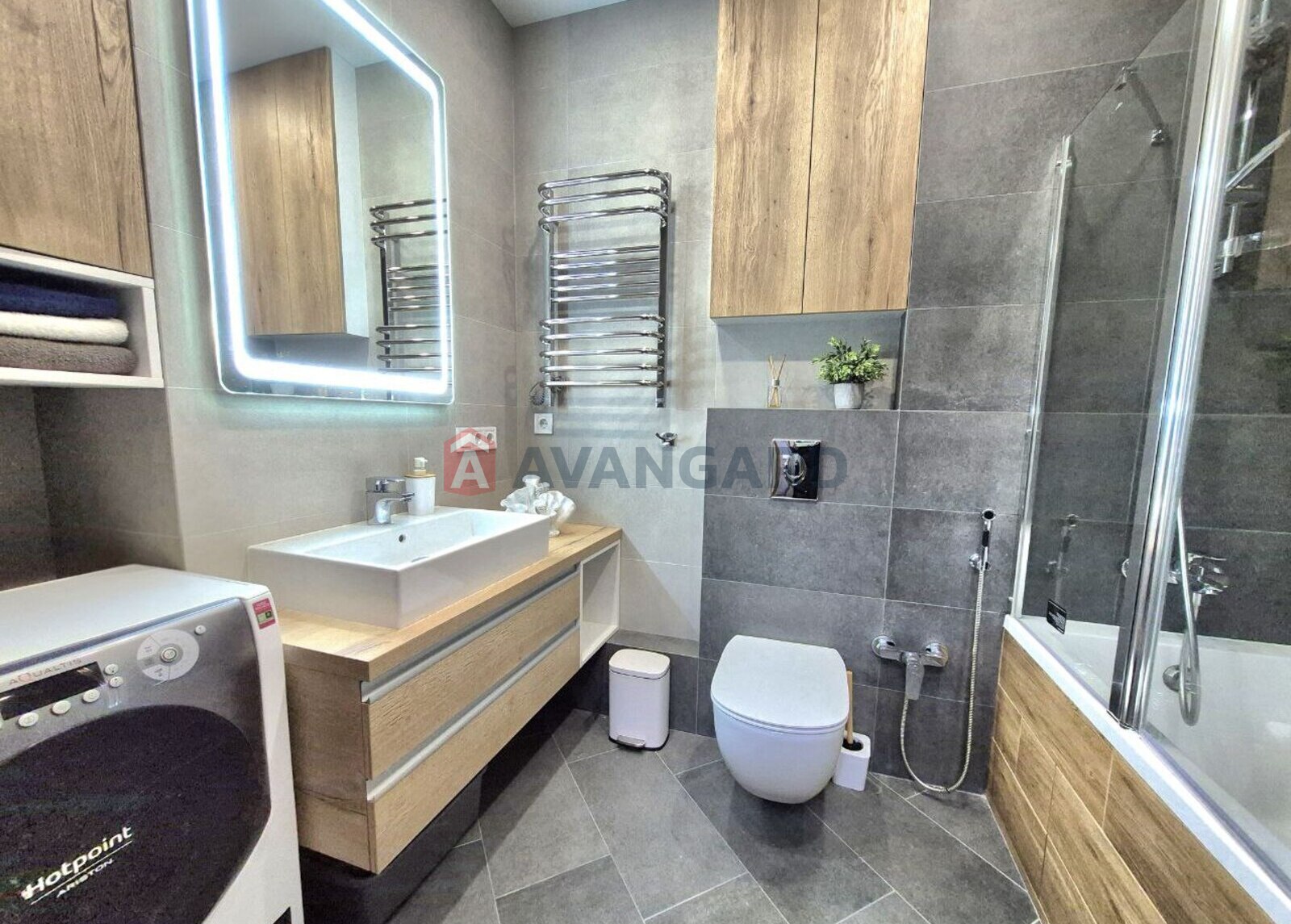 1 ��. ��������, 51,6/17,8/14,3 ��. �., 11/25 ������ ���� 18