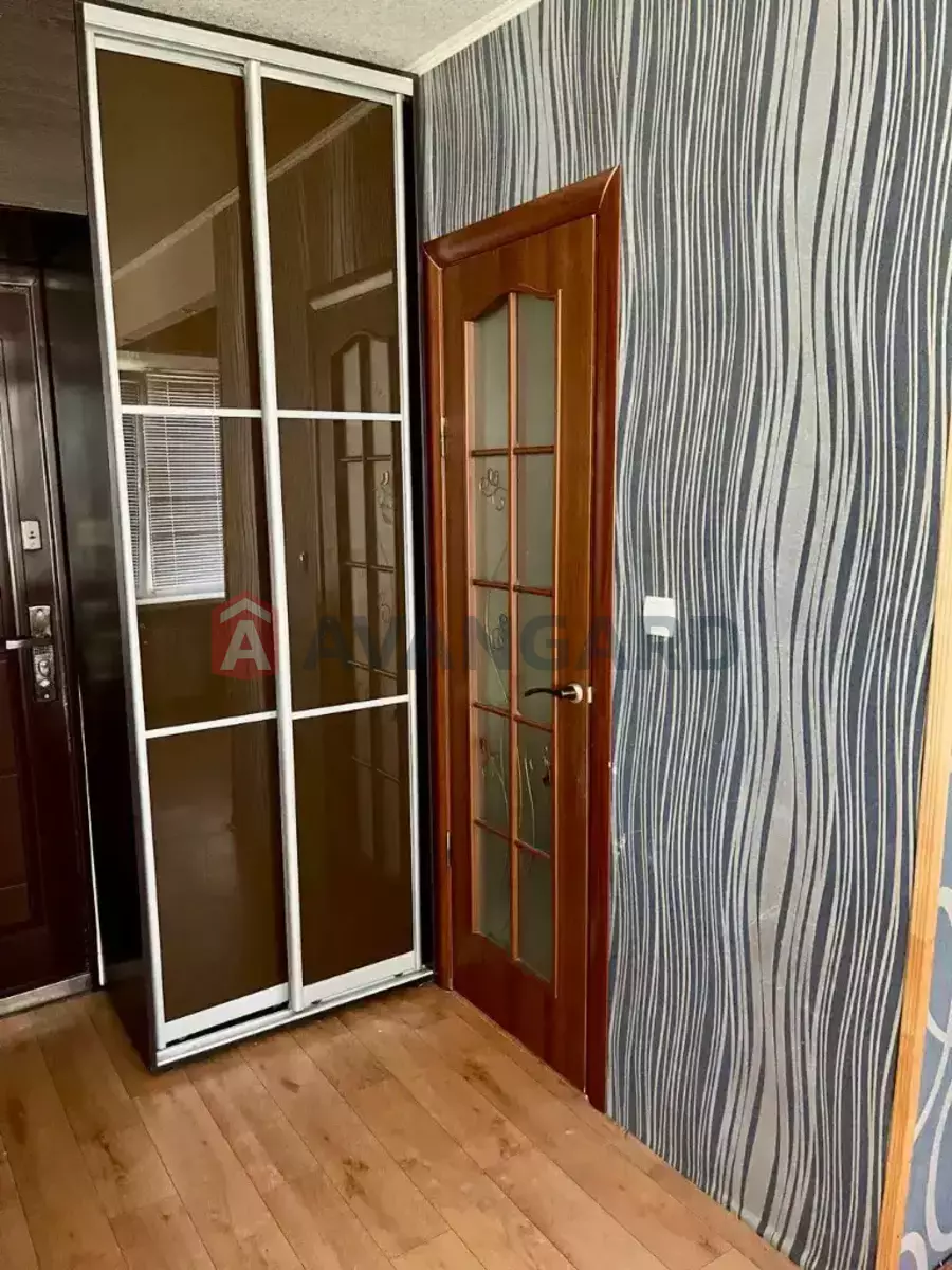 1 . , 22/-/- . ., 4/9   5